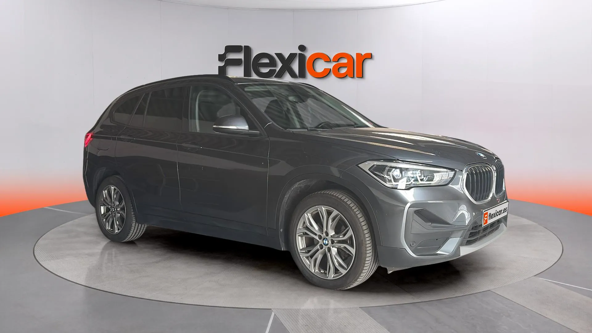 BMW X1 sDrive18i - foto 3