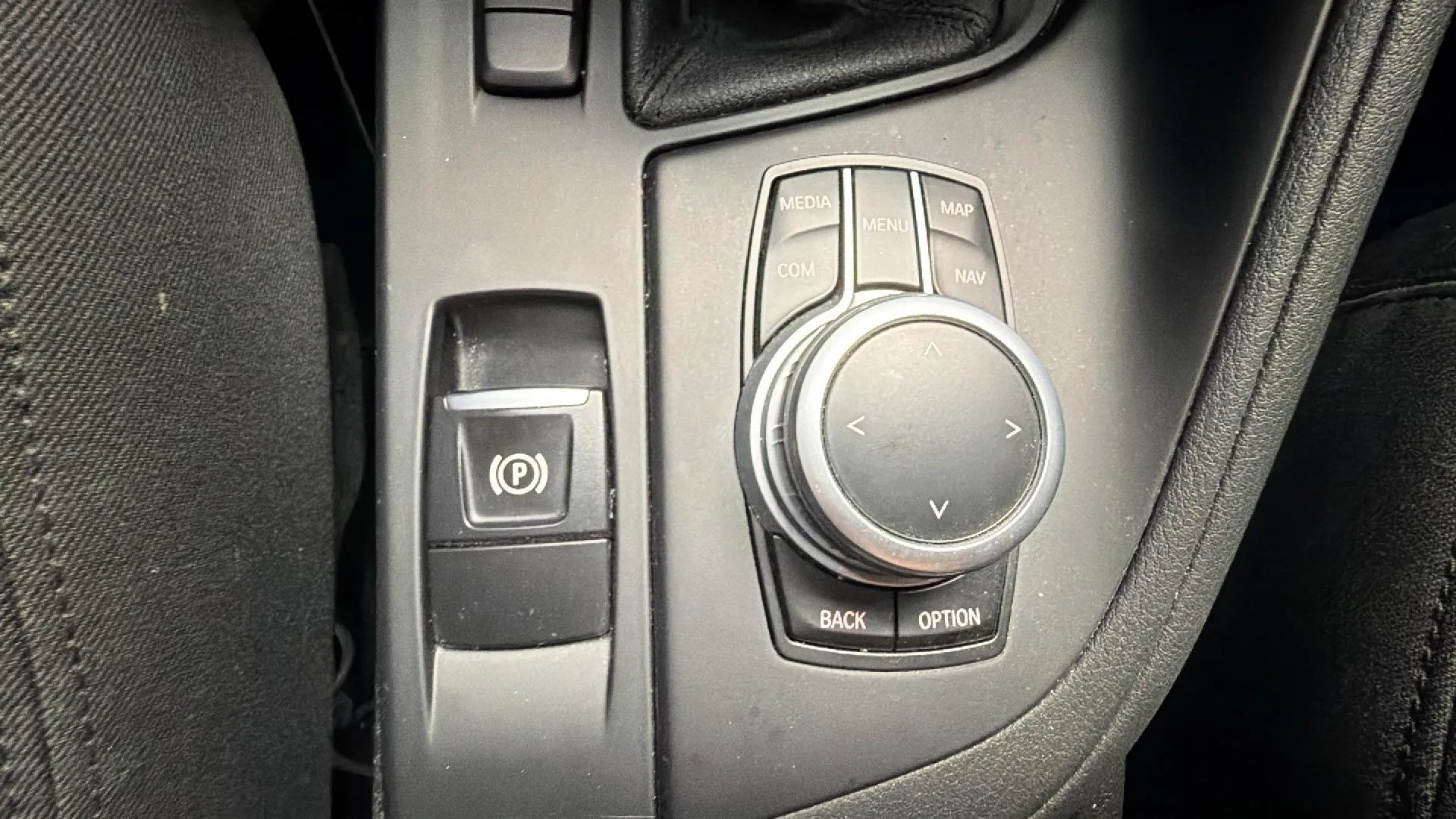BMW X1 sDrive18i - foto 18