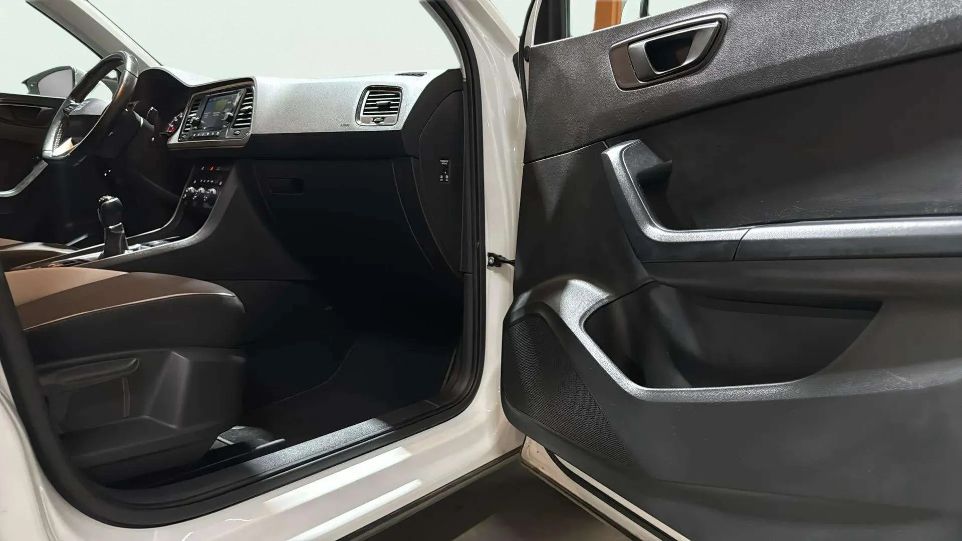 SEAT Ateca 1.0 TSI Reference - foto 24
