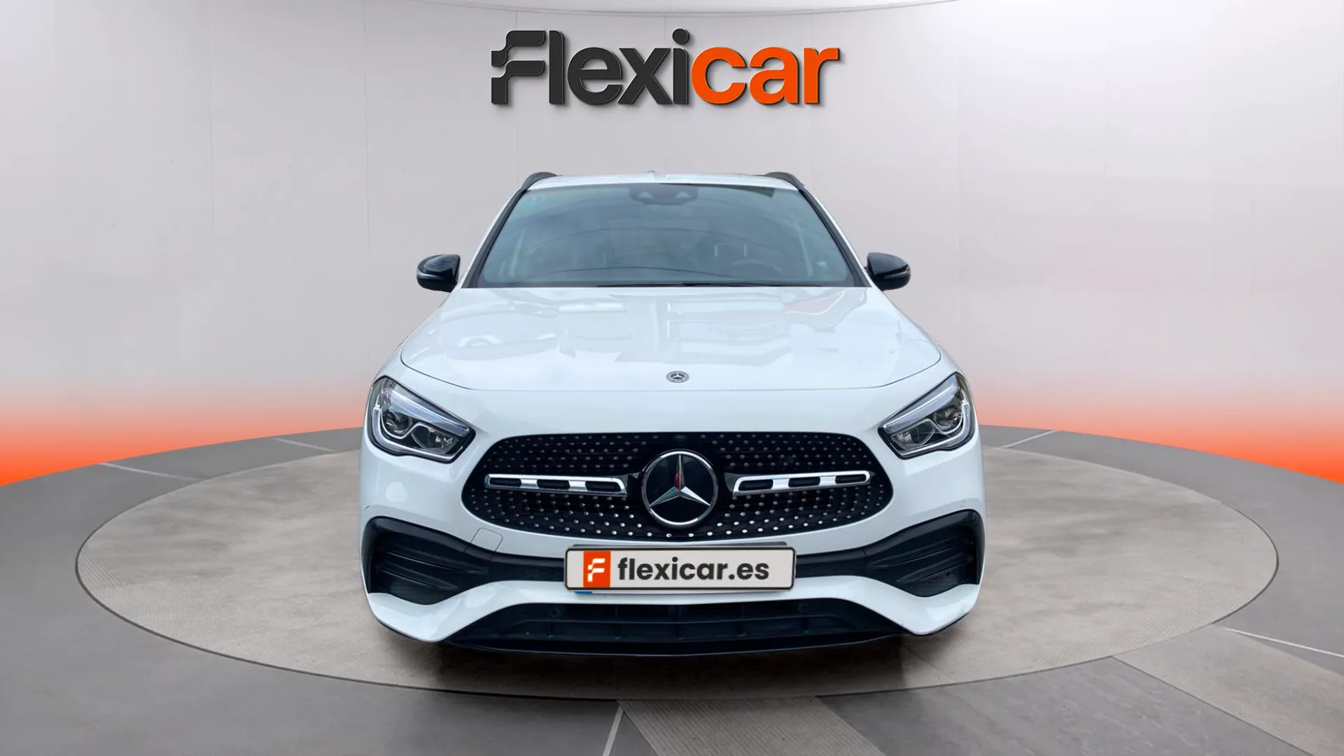 Mercedes-Benz GLA 200 D - foto 2