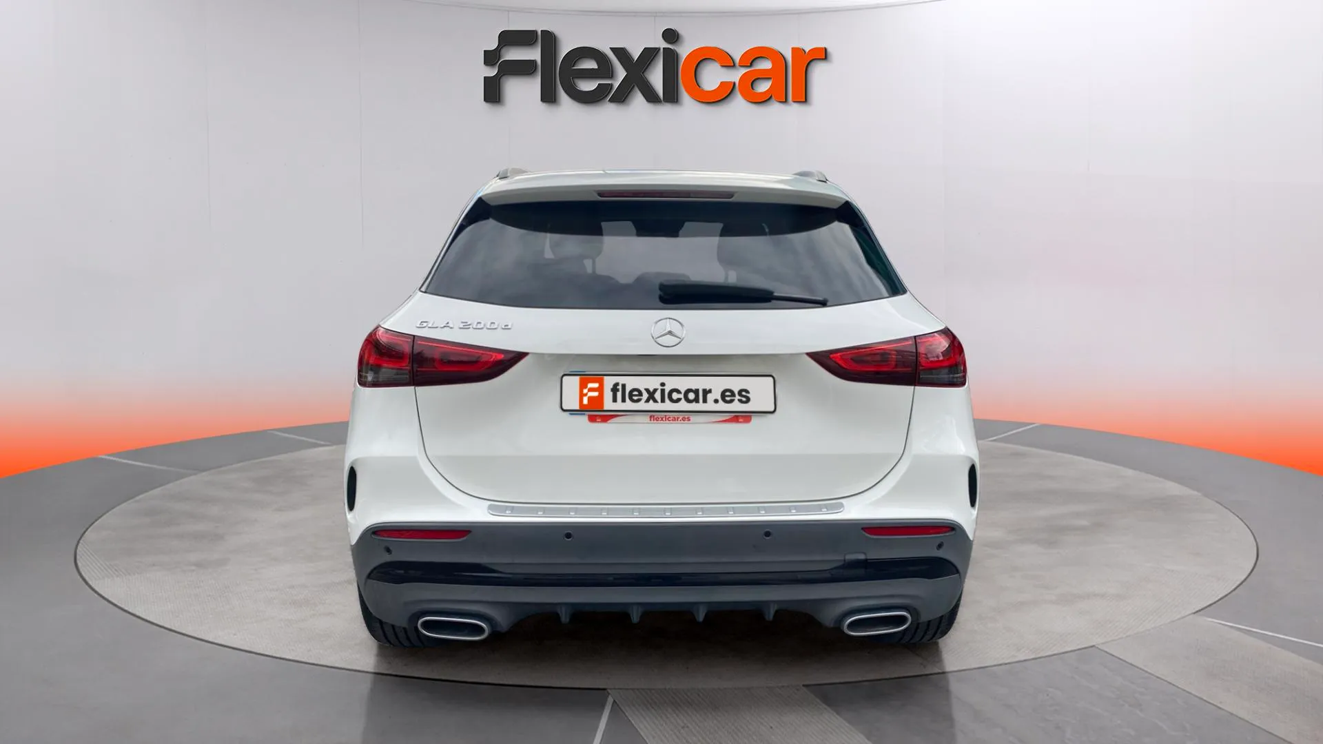 Mercedes-Benz GLA 200 D - foto 6