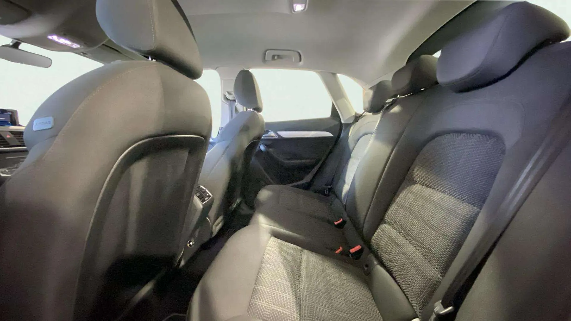 Audi Q3 2.0 TDI S tronic - foto 16