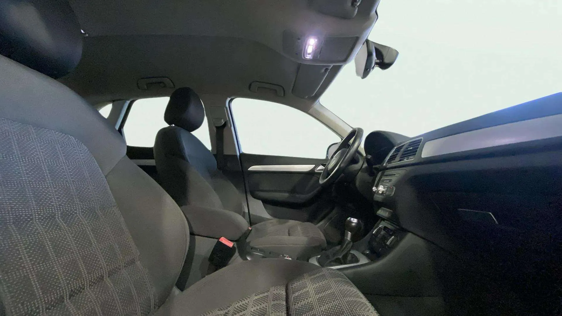 Audi Q3 2.0 TDI S tronic - foto 14