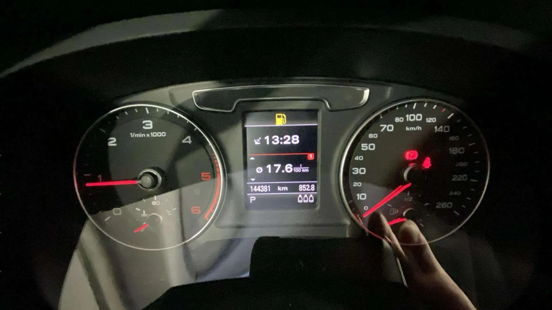Audi Q3 2.0 TDI S tronic - foto 12