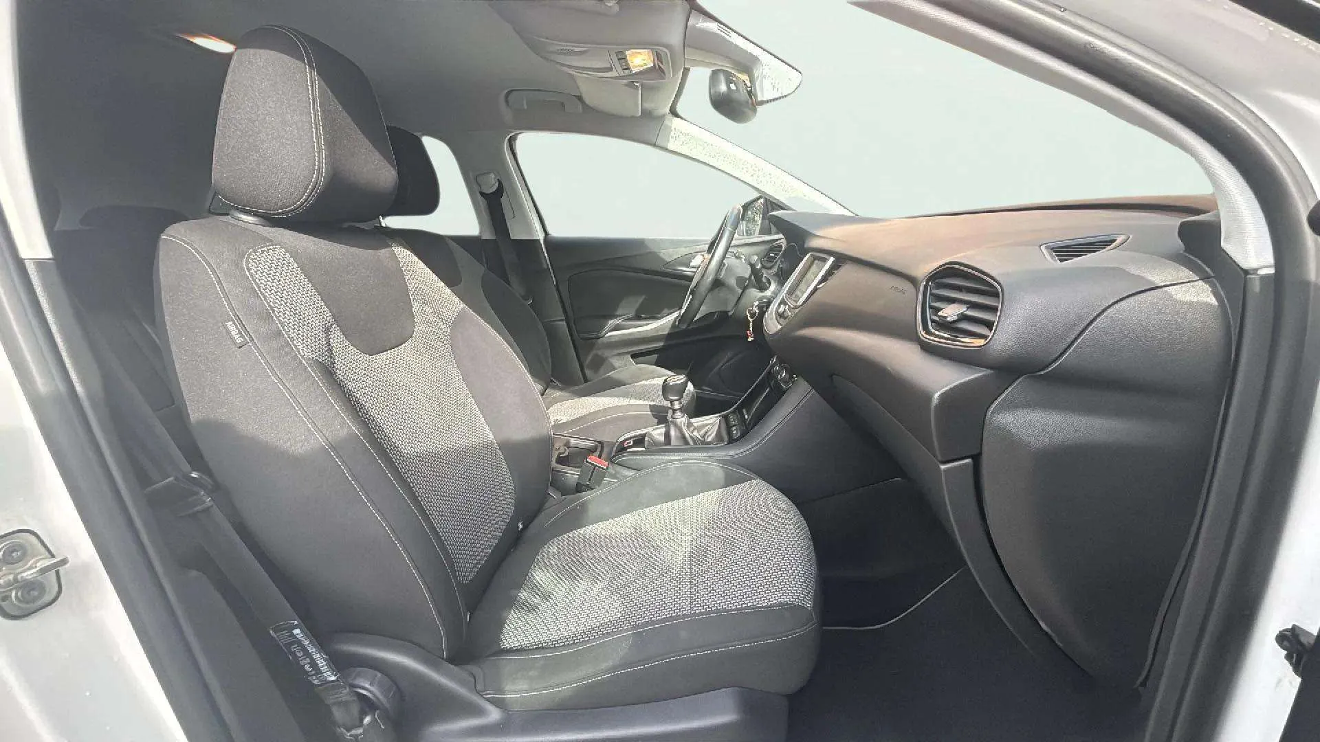 Opel Grandland 1.5 CDTi 120 Aniversario - foto 13
