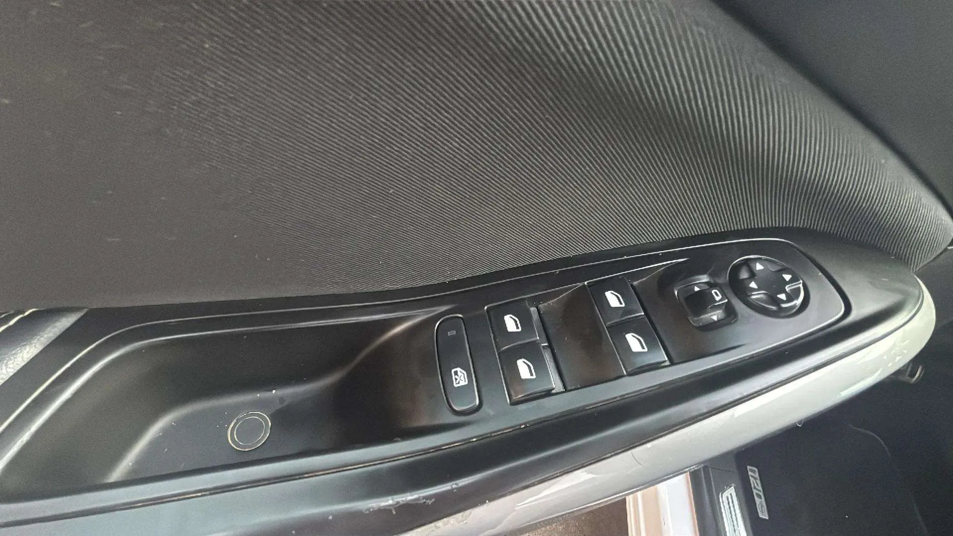 Opel Grandland 1.5 CDTi 120 Aniversario - foto 30