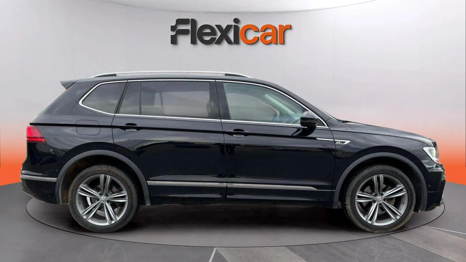 Volkswagen Tiguan Allspace R-Line 2.0 TDI DSG 4Motion - foto 4