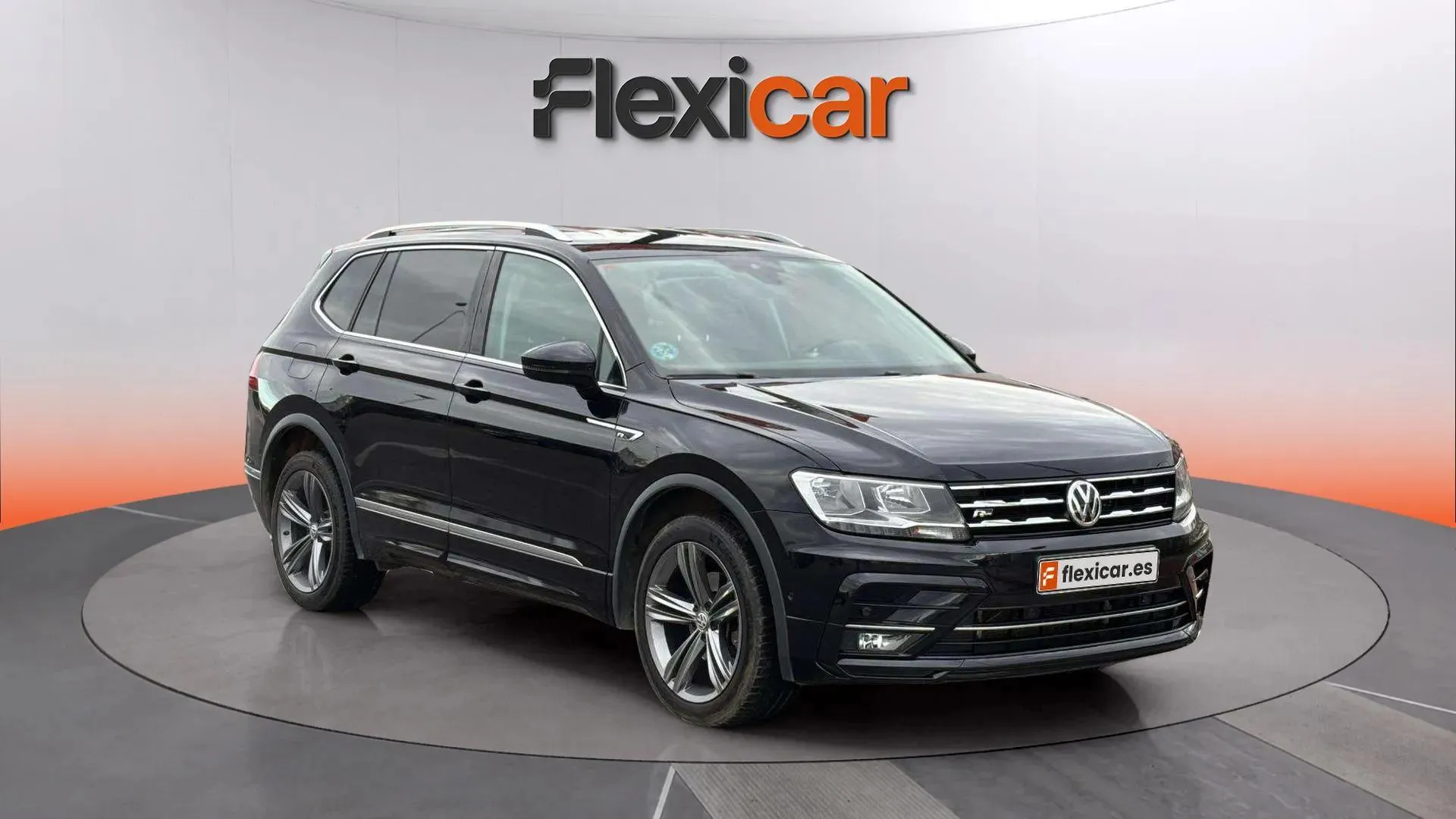 Volkswagen Tiguan Allspace R-Line 2.0 TDI DSG 4Motion - foto 2