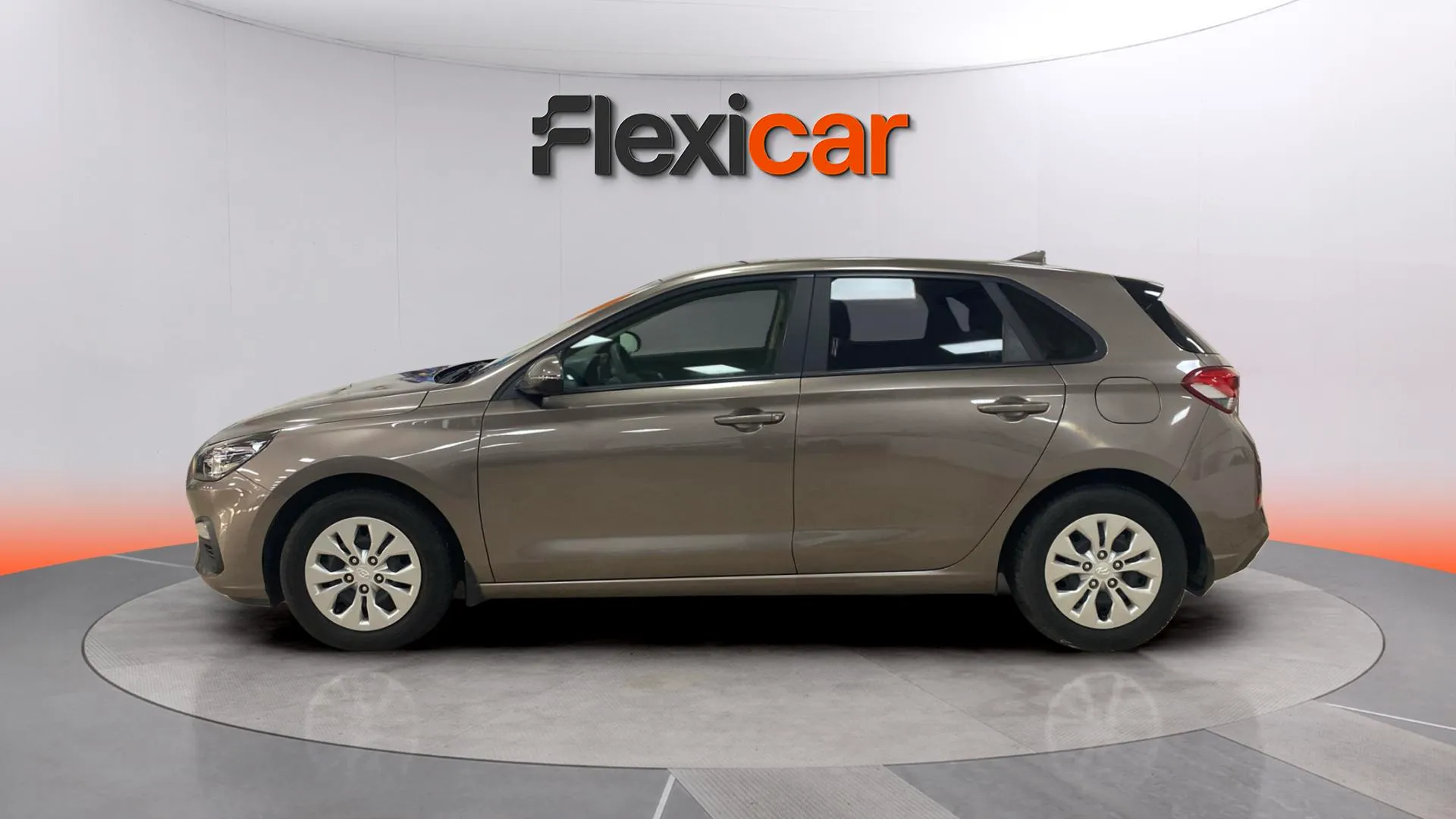 Hyundai i30 1.5 DPI Essence - foto 5