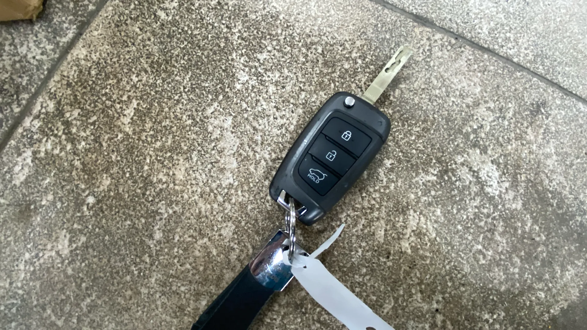 Hyundai i30 1.5 DPI Essence - foto 17