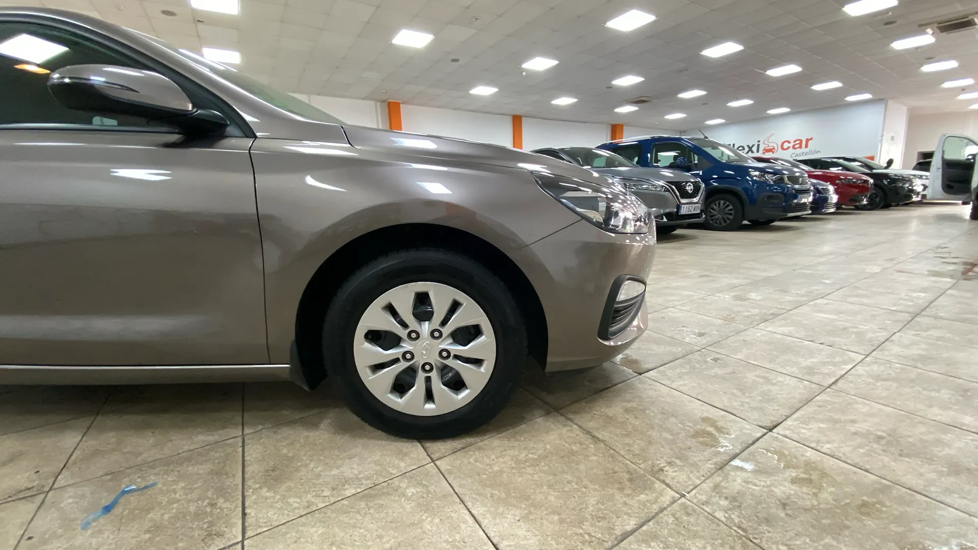 Hyundai i30 1.5 DPI Essence - foto 14