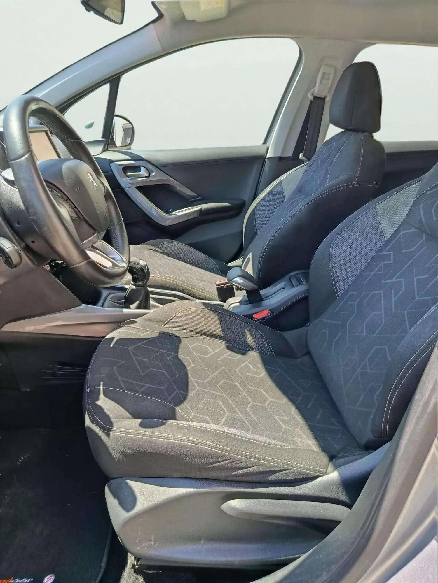 Peugeot 2008 Active 1.2L PureTech 110 - foto 14
