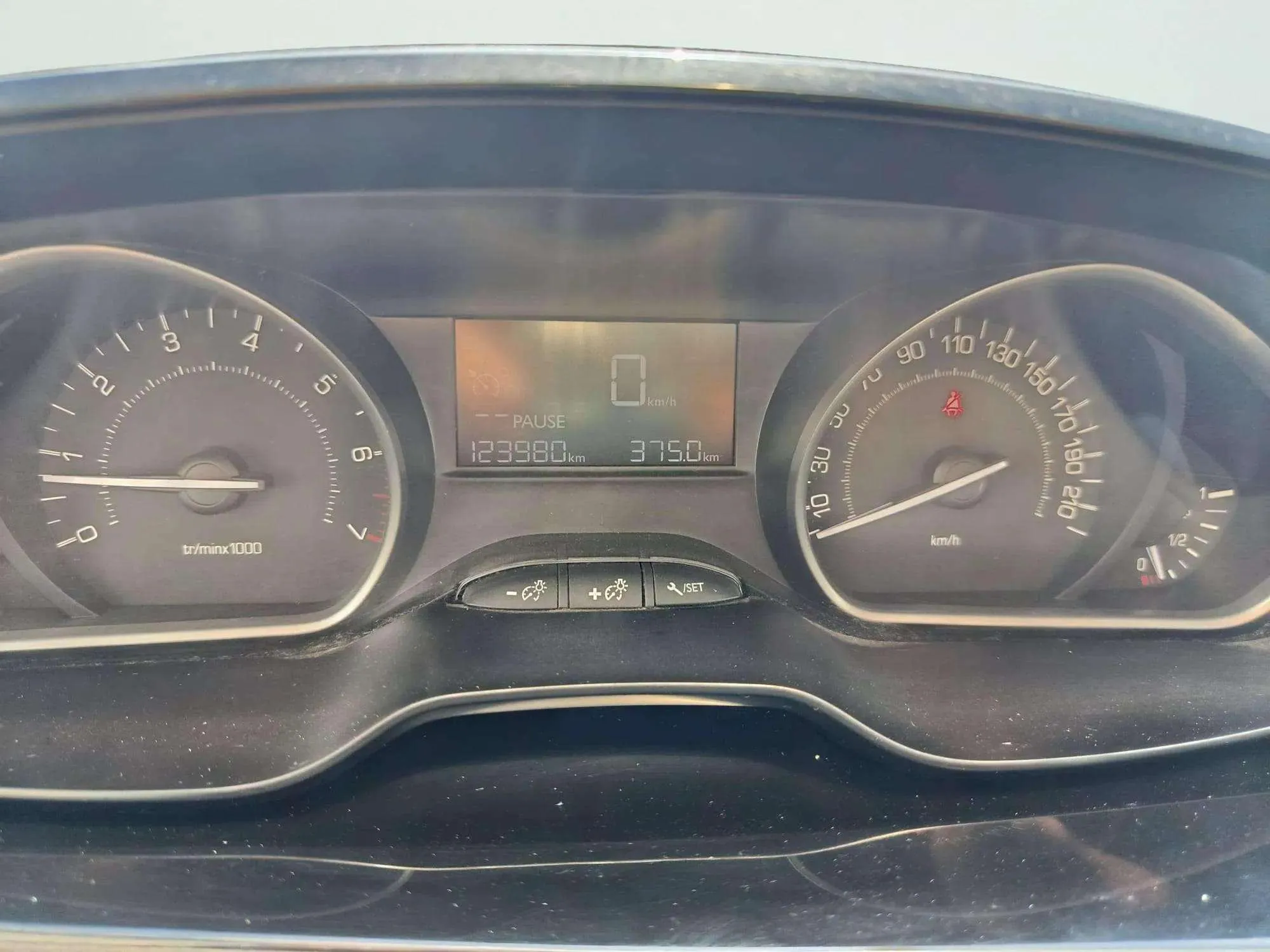 Peugeot 2008 Active 1.2L PureTech 110 - foto 18