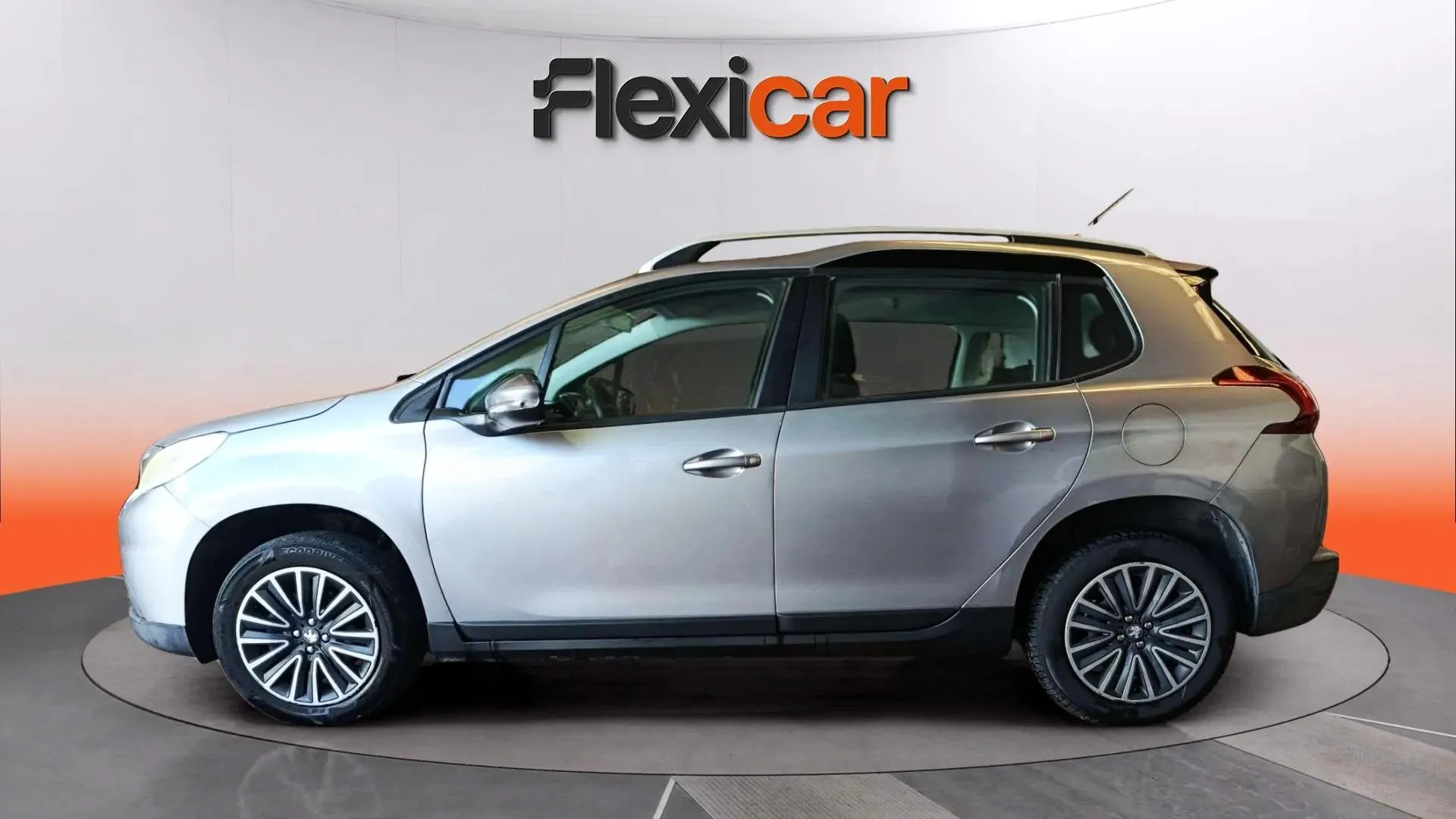 Peugeot 2008 Active 1.2L PureTech 110 - foto 5
