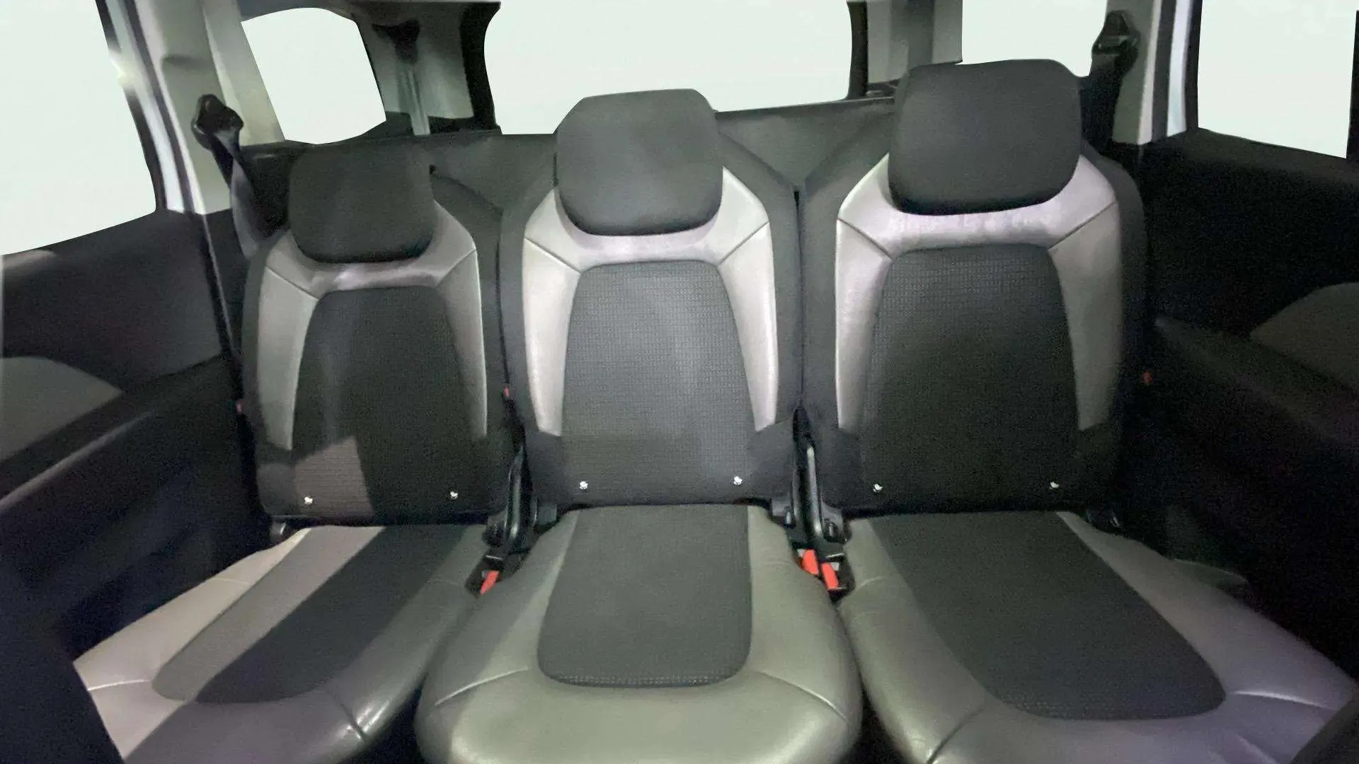 Citroën Grand C4 Picasso BlueHDi EAT6 Shine - foto 18