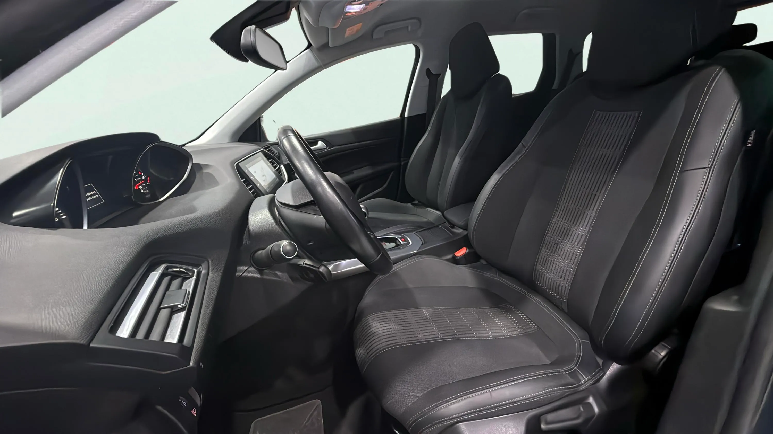 Peugeot 308 SW Allure 1.5 BlueHDi - foto 12