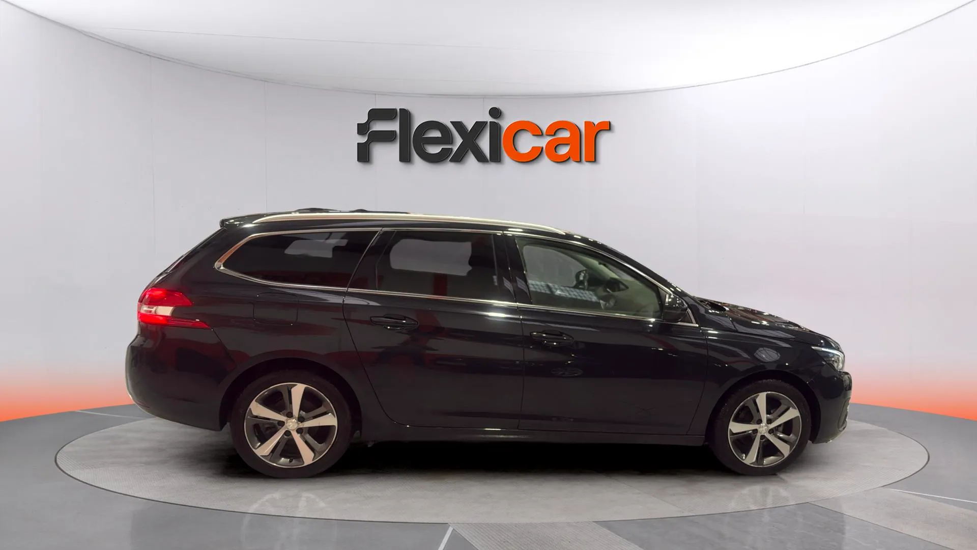 Peugeot 308 SW Allure 1.5 BlueHDi - foto 8