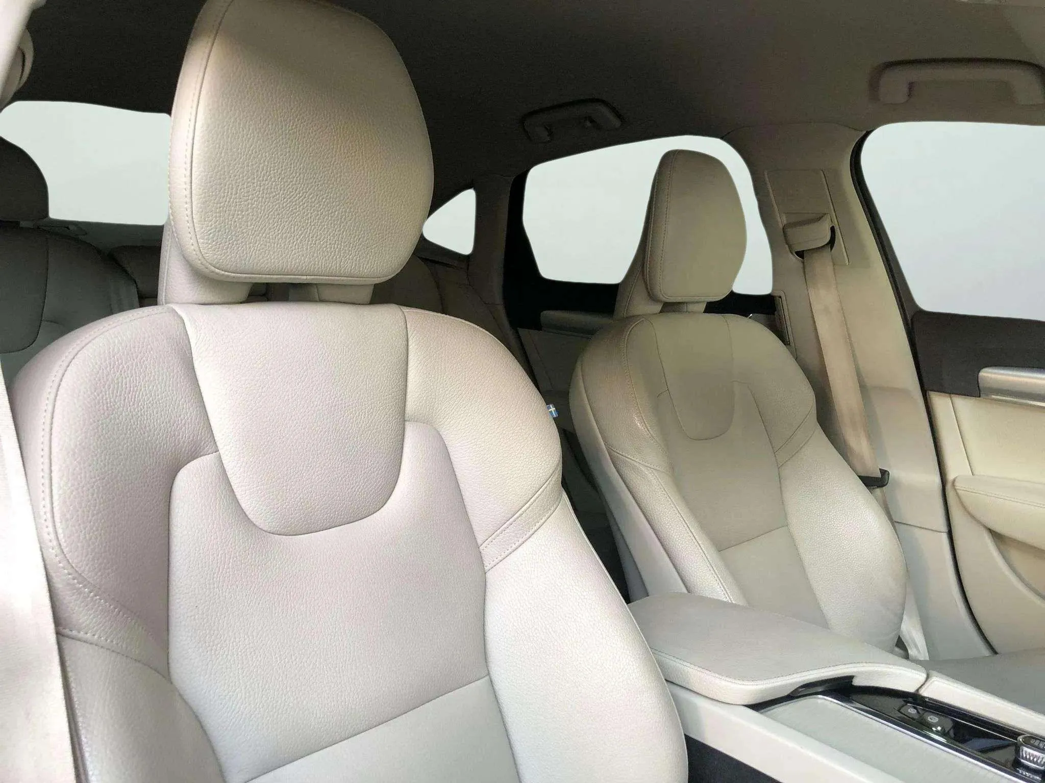 Volvo S90 2.0 D3 Momentum - foto 7