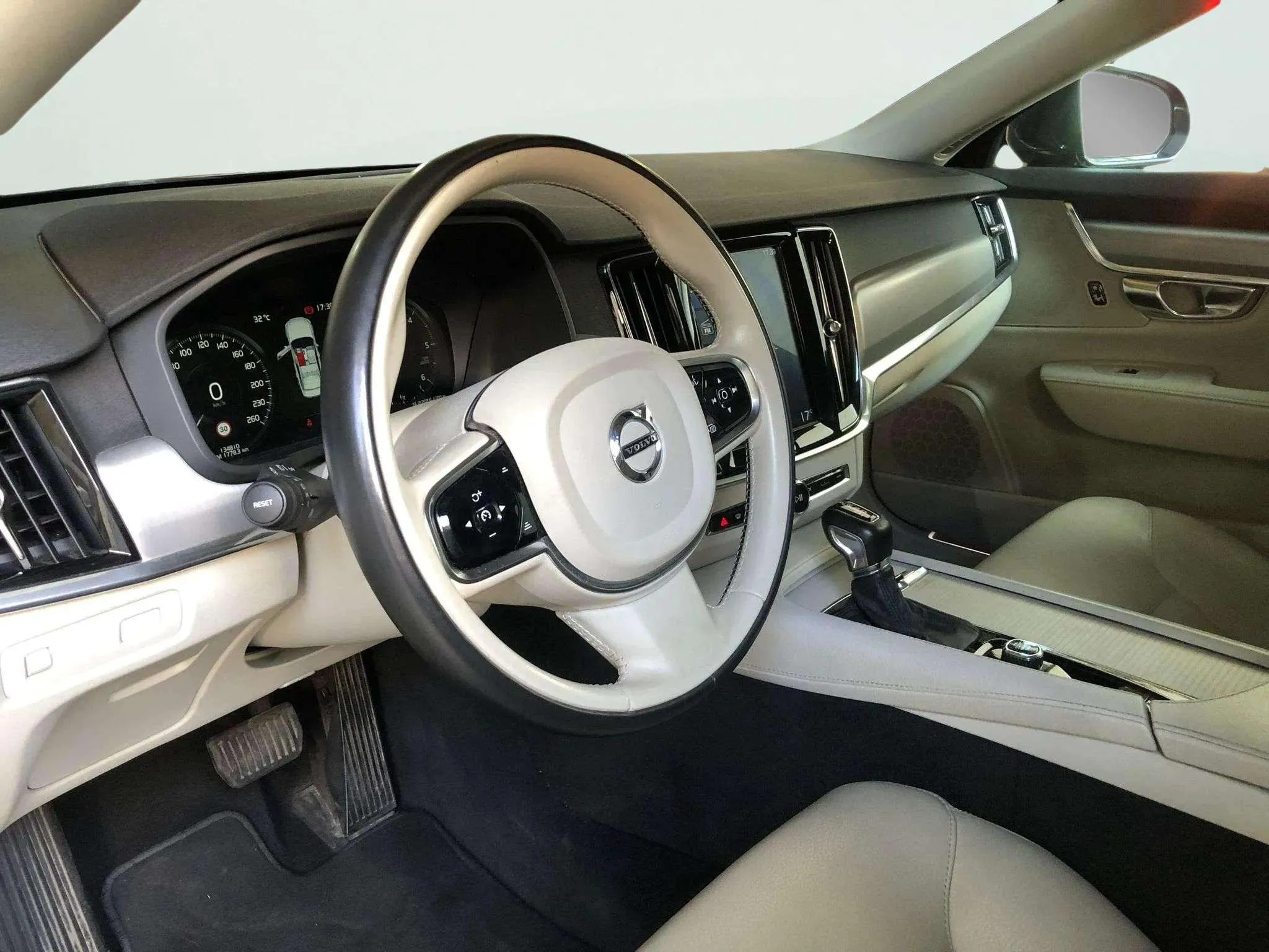 Volvo S90 2.0 D3 Momentum - foto 5