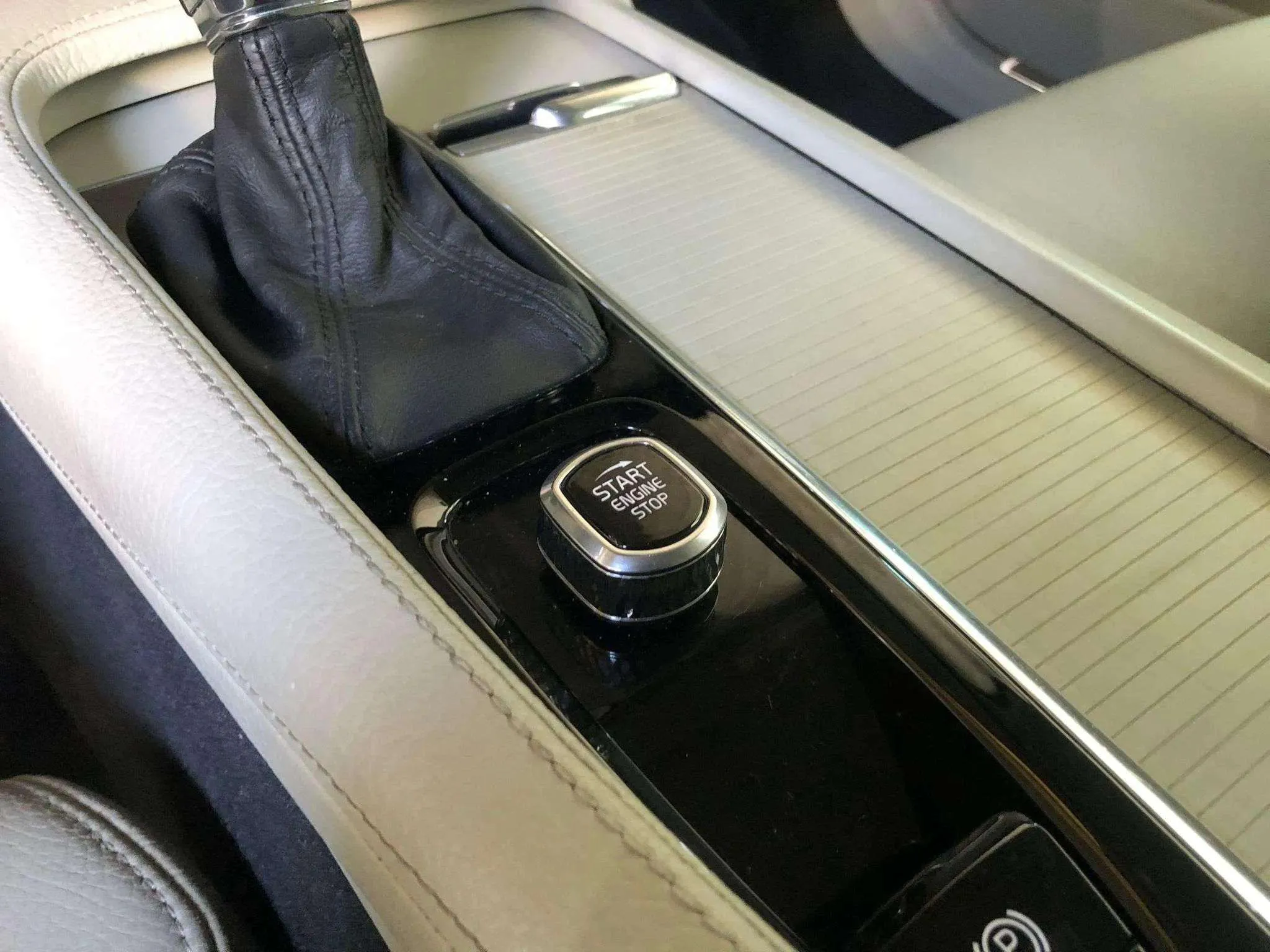 Volvo S90 2.0 D3 Momentum - foto 10
