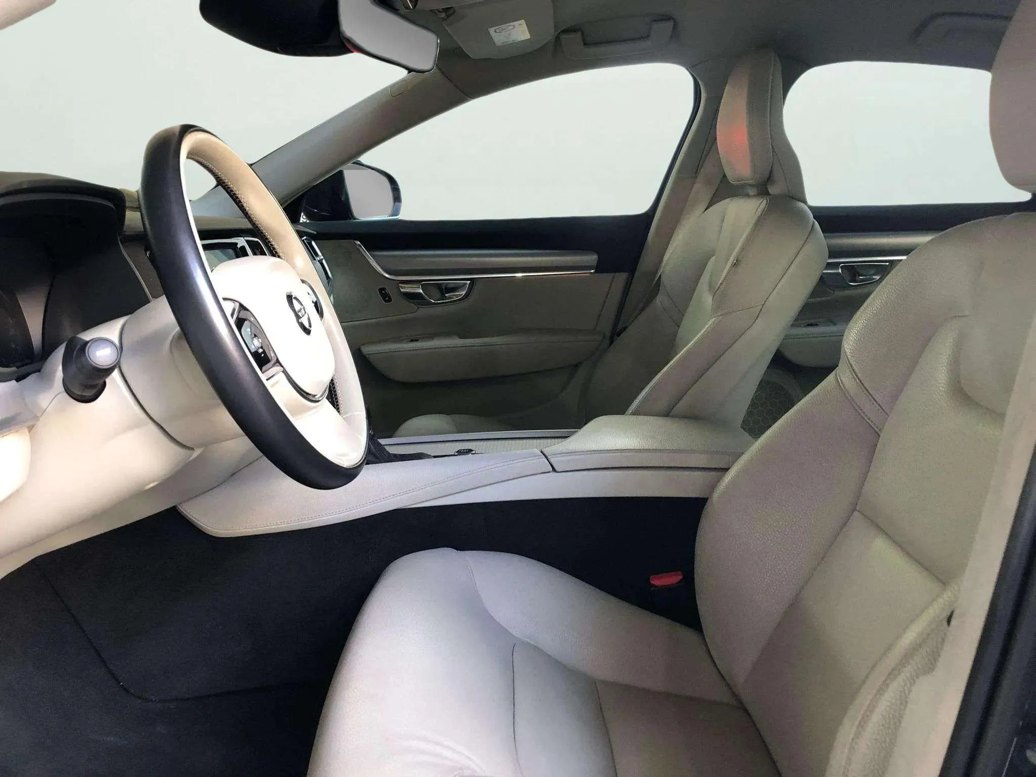 Volvo S90 2.0 D3 Momentum - foto 6