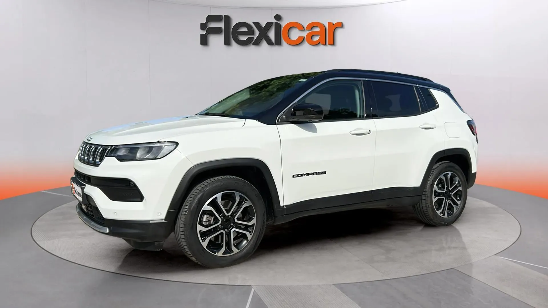 Jeep Compass 1.3 PHEV Limited AWD - foto 11