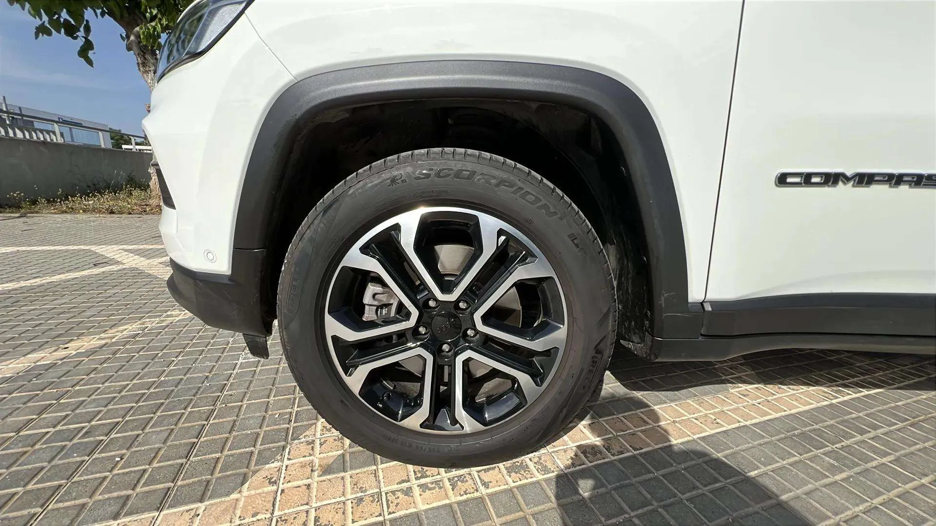 Jeep Compass 1.3 PHEV Limited AWD - foto 14