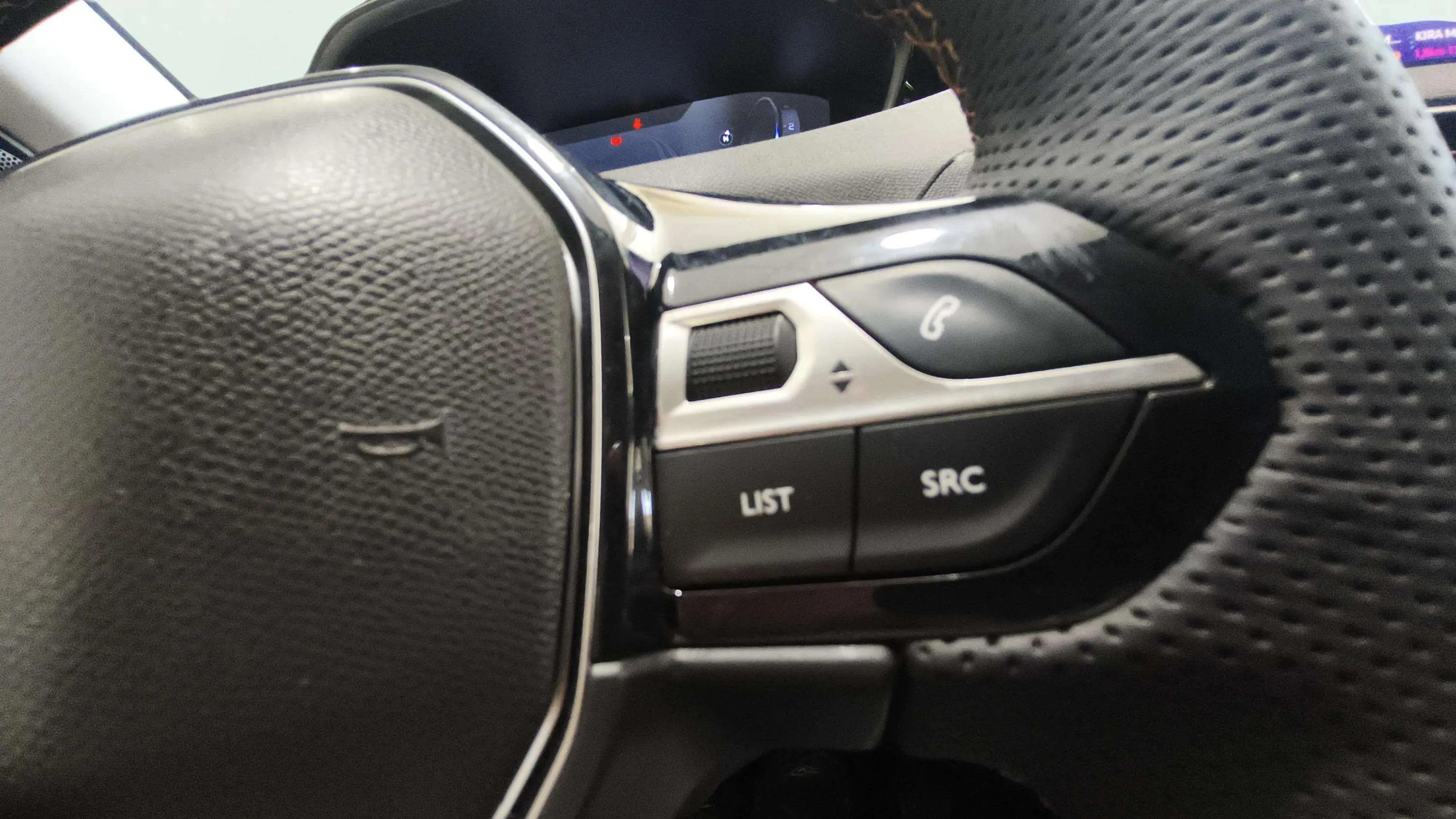 Peugeot 5008 Active 1.6L BlueHDi - foto 16