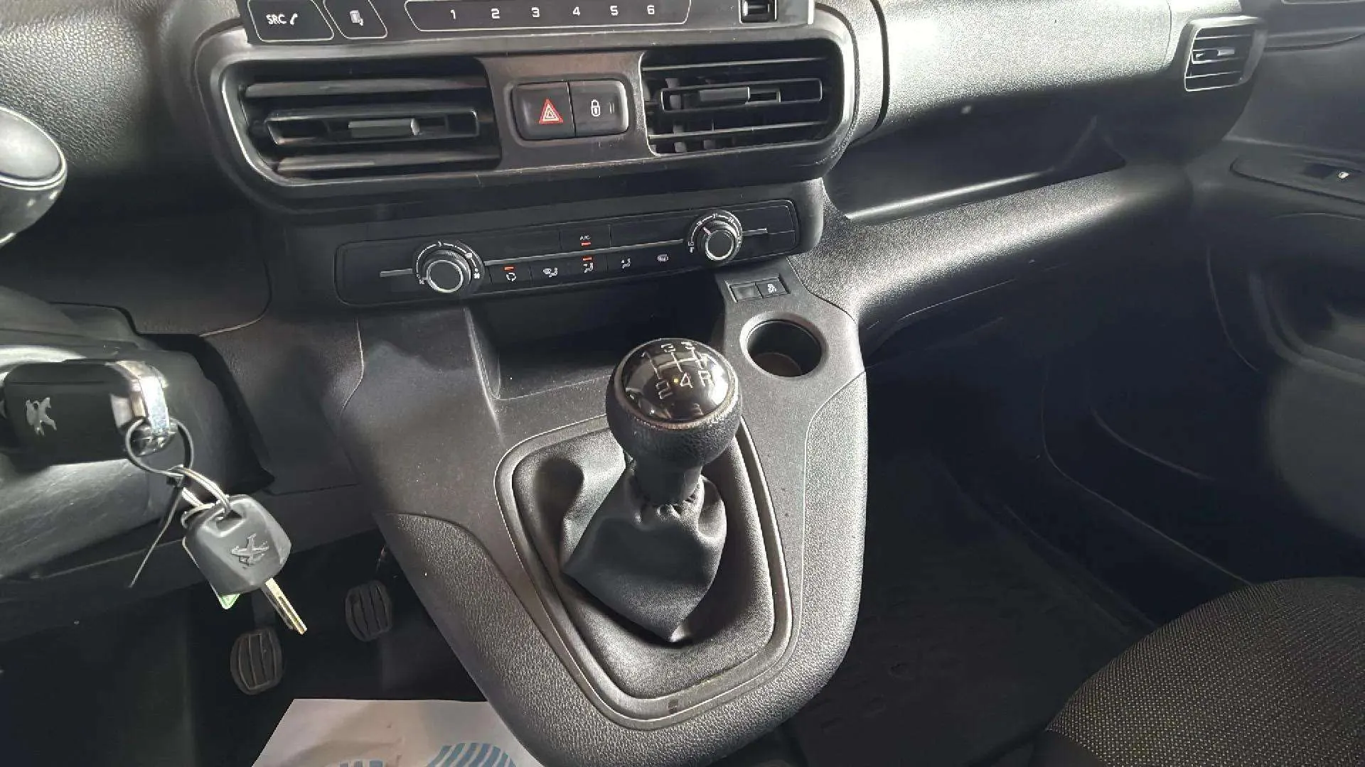 Peugeot Partner 1499 - foto 12