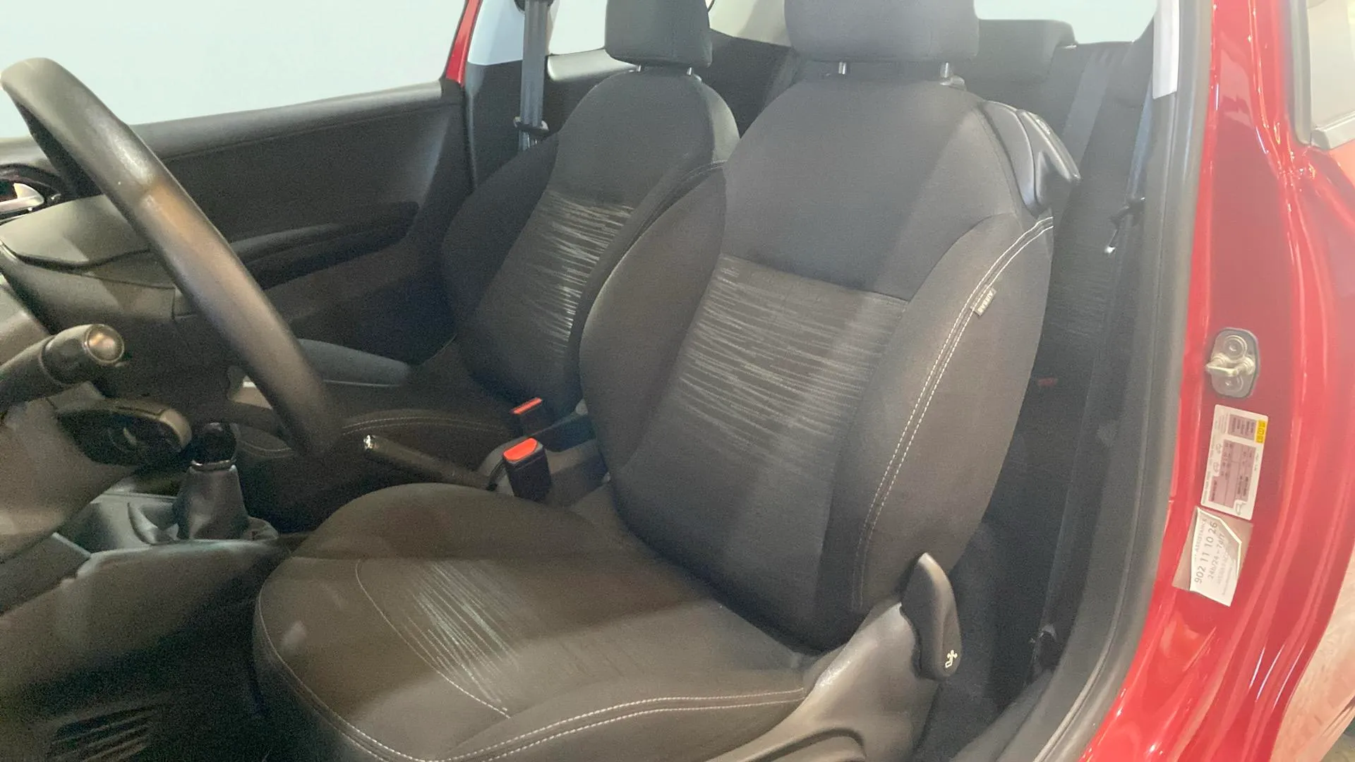 Peugeot 208 Access 1.2L PureTech 82 - foto 11