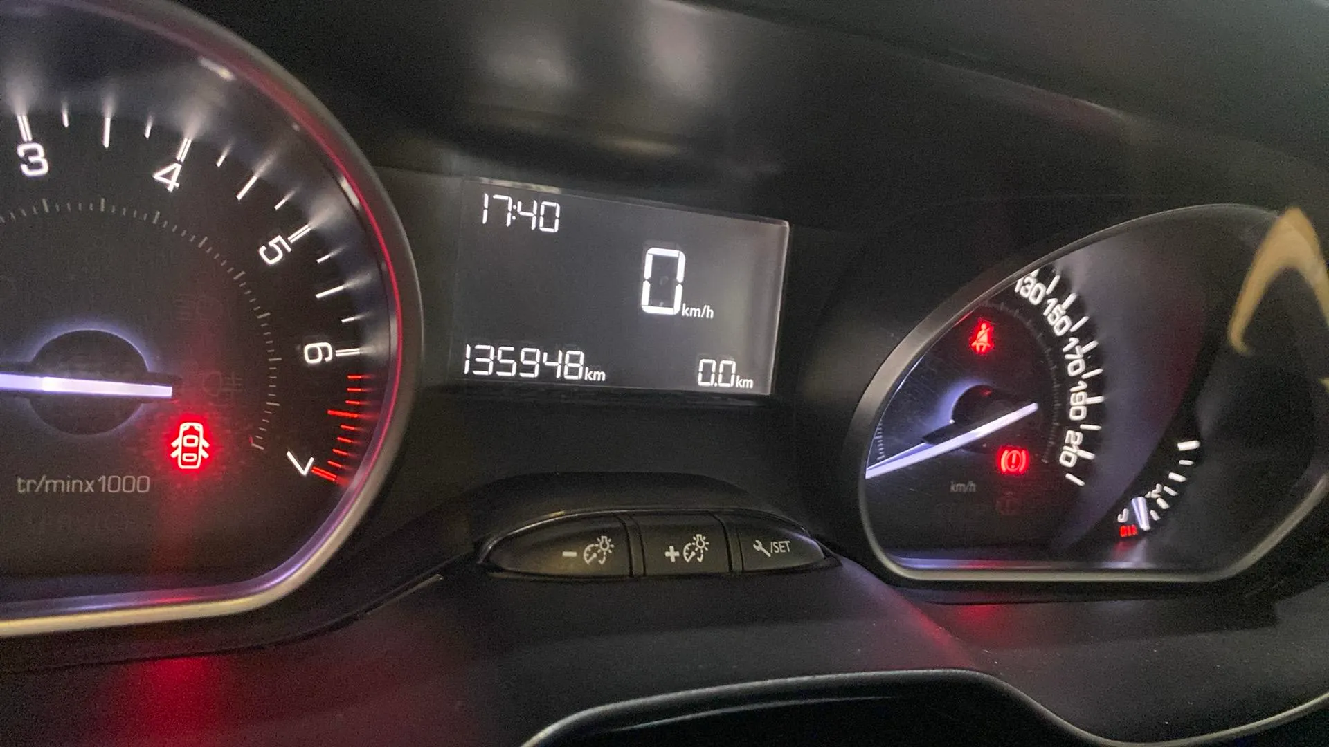 Peugeot 208 Access 1.2L PureTech 82 - foto 14