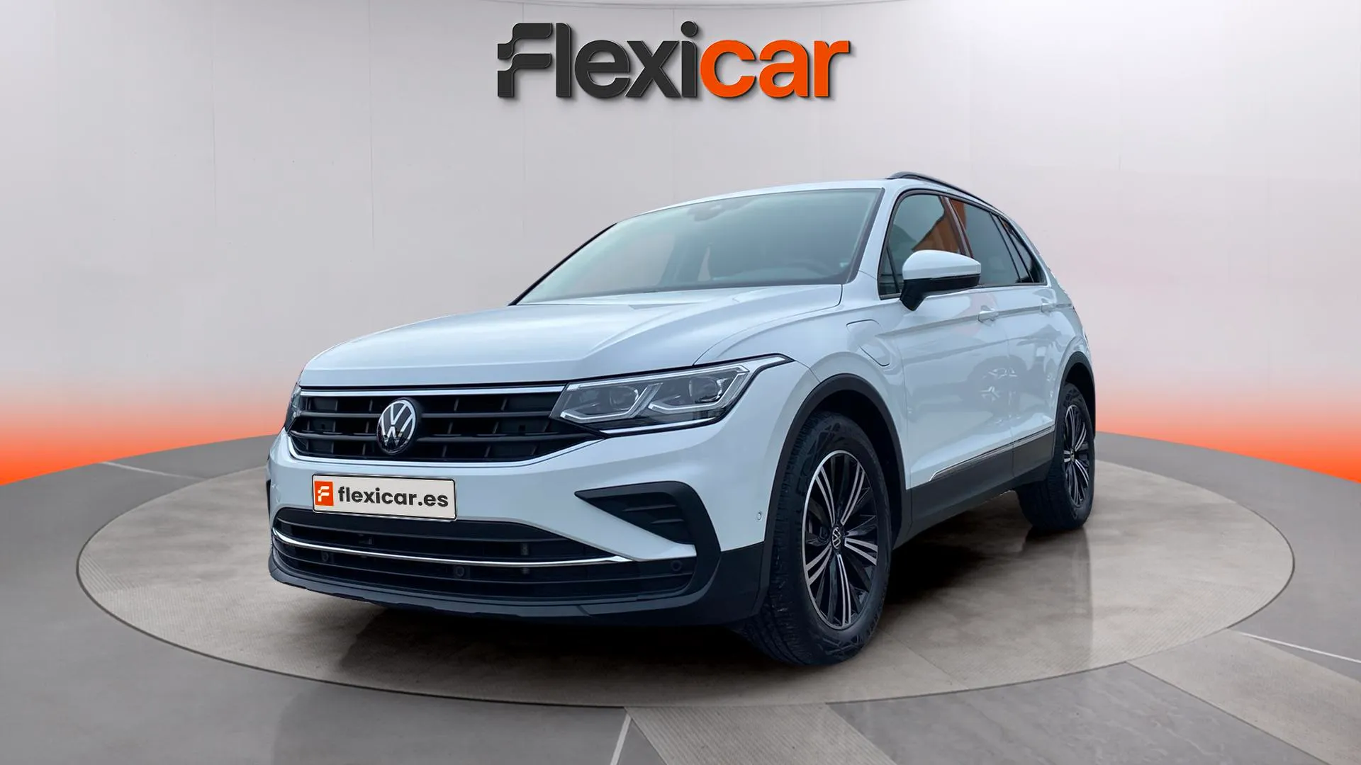Volkswagen Tiguan Life 1.4 TSI eHybrid DSG - foto 3