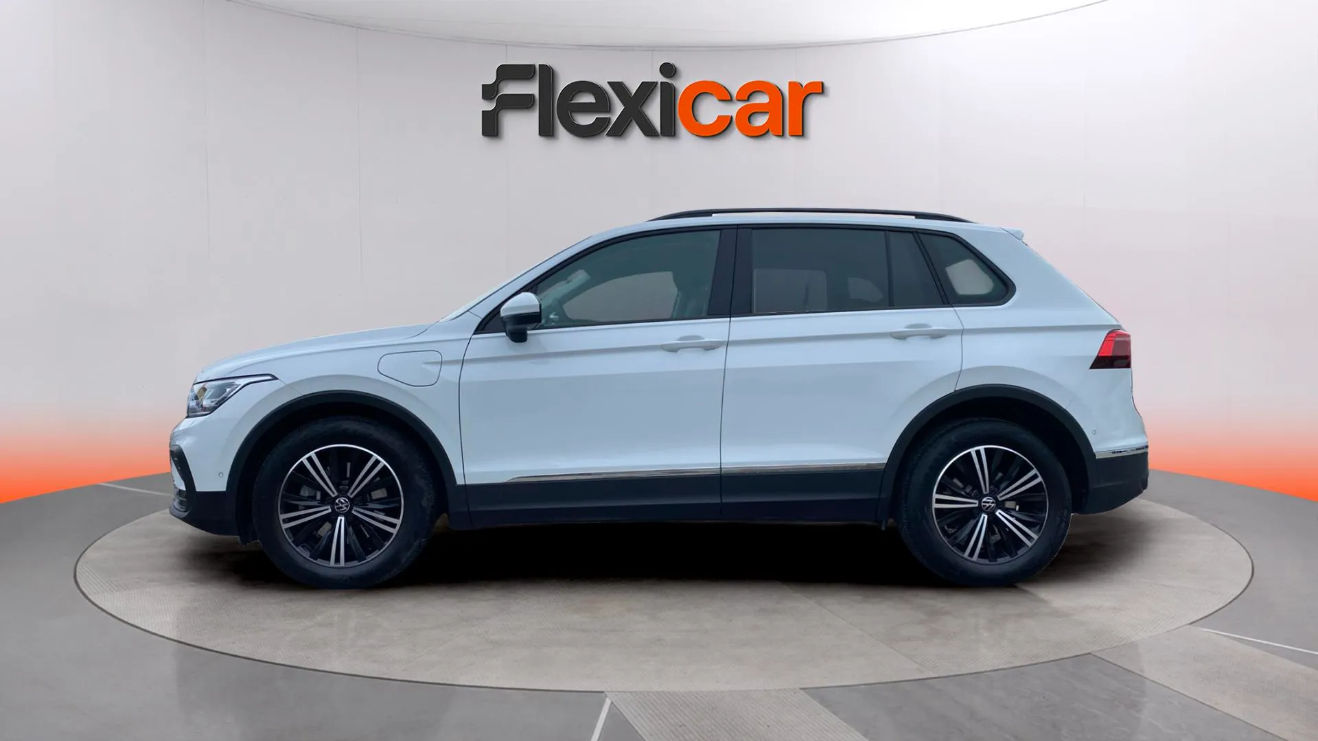 Volkswagen Tiguan Life 1.4 TSI eHybrid DSG - foto 4