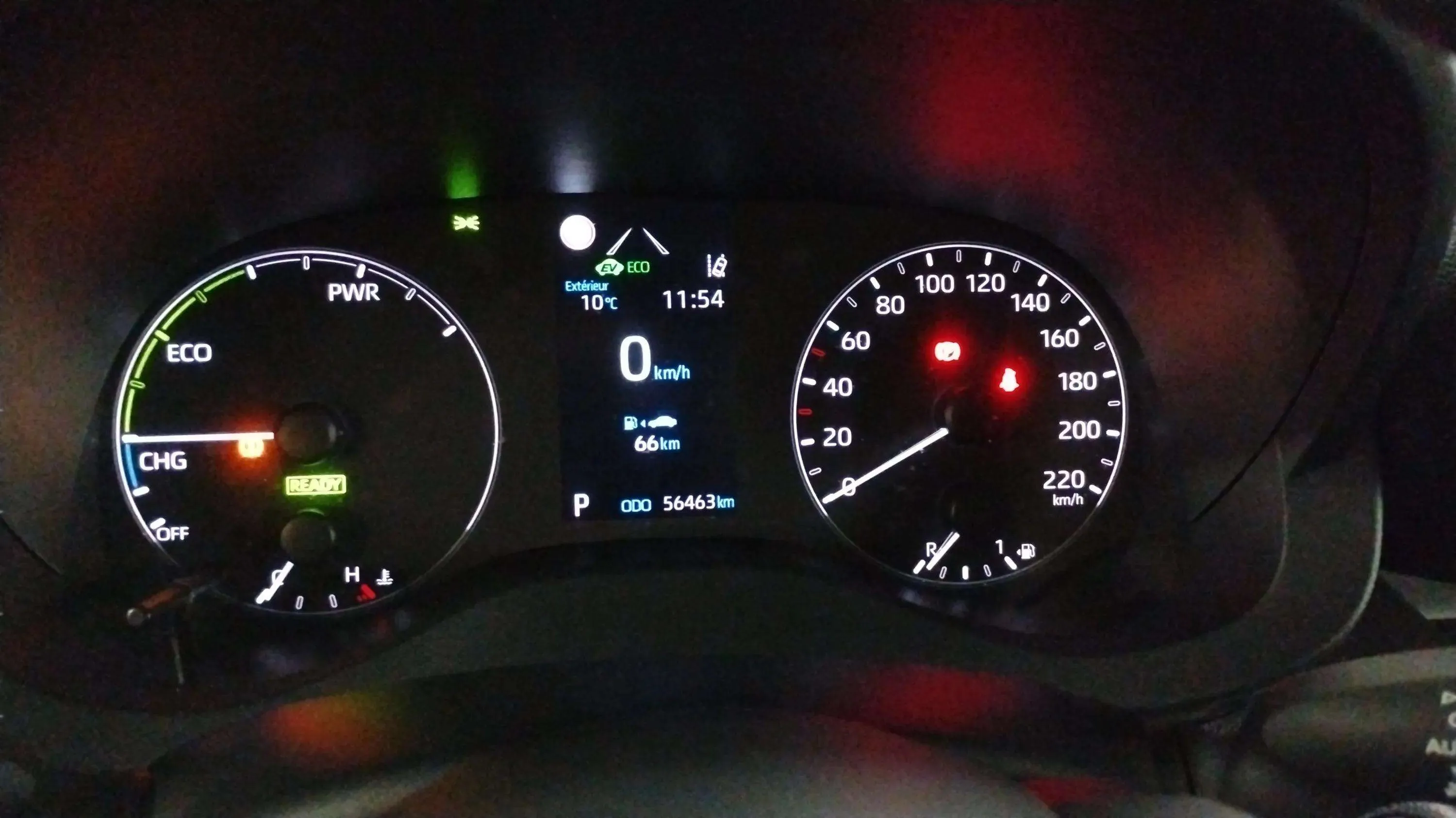 Toyota Yaris 1.5 120H Active Tech - foto 21