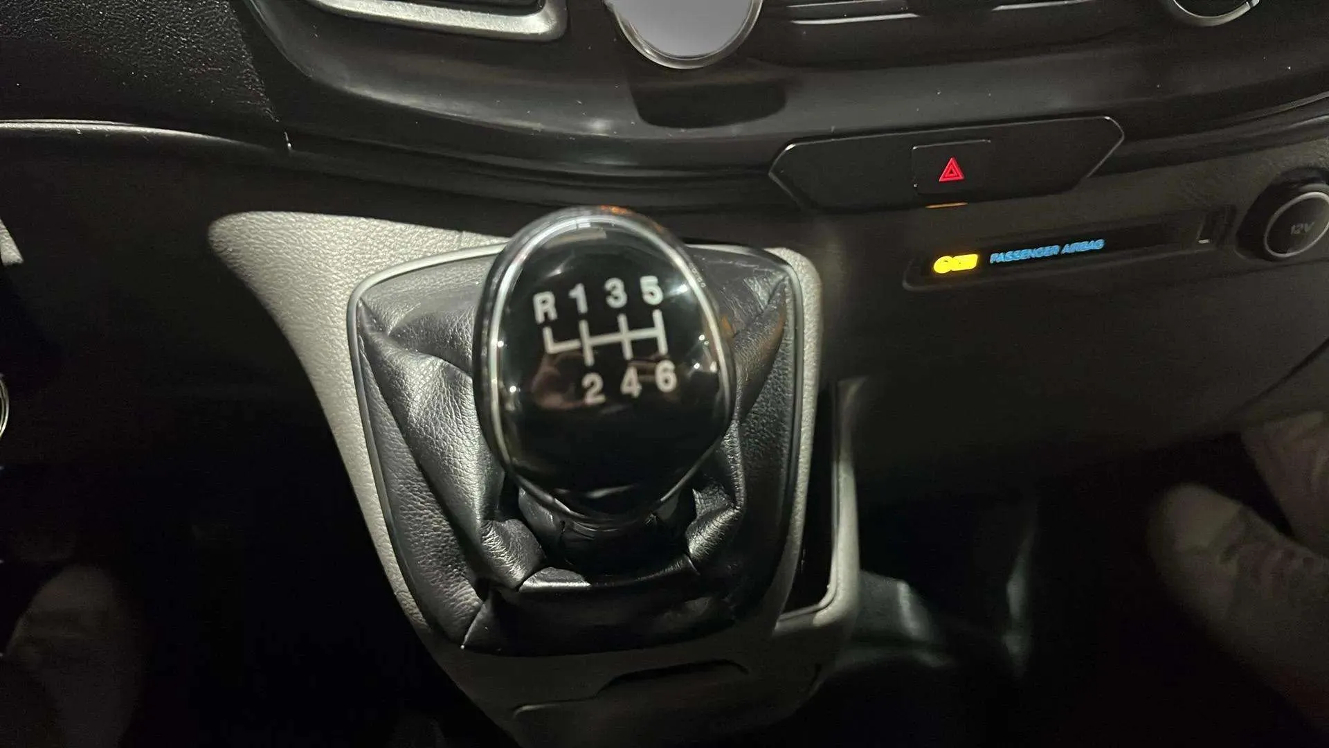 Ford Transit Custom - foto 19