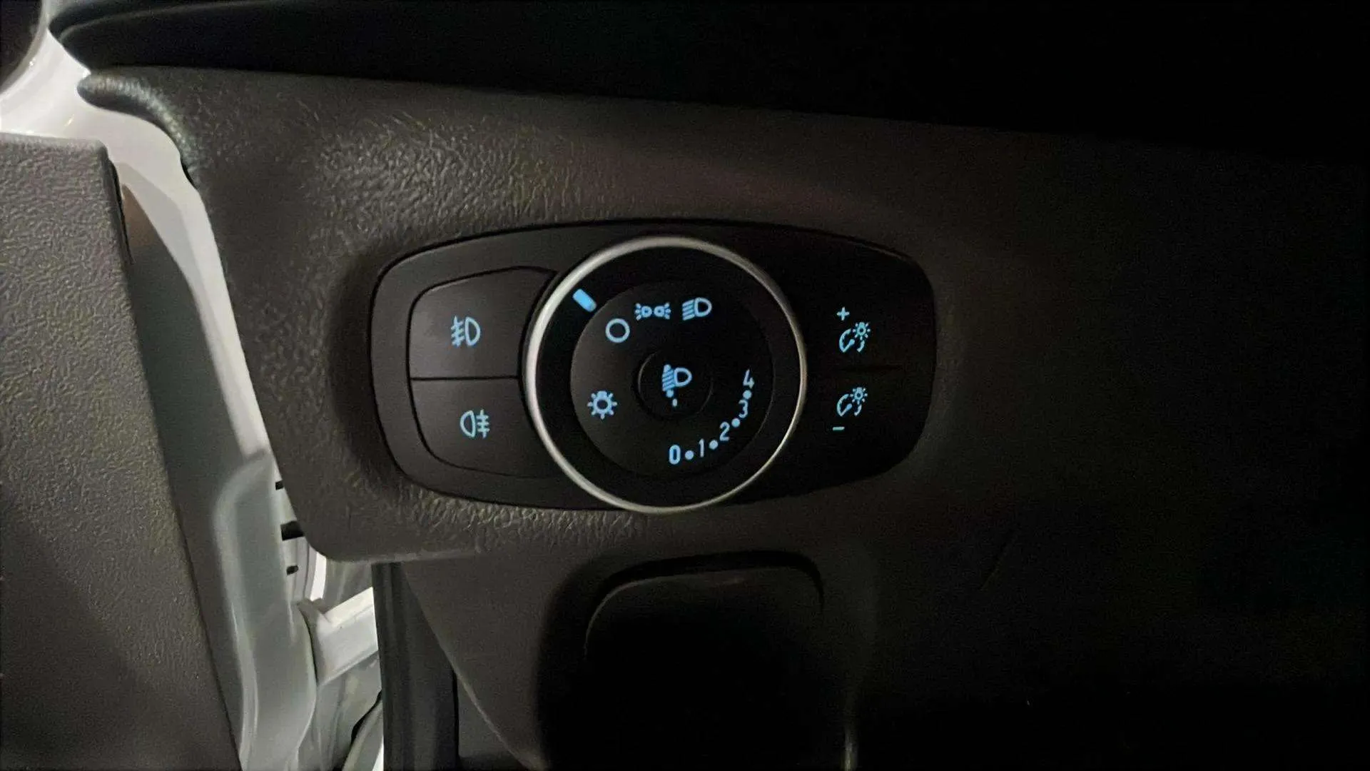 Ford Transit Custom - foto 18
