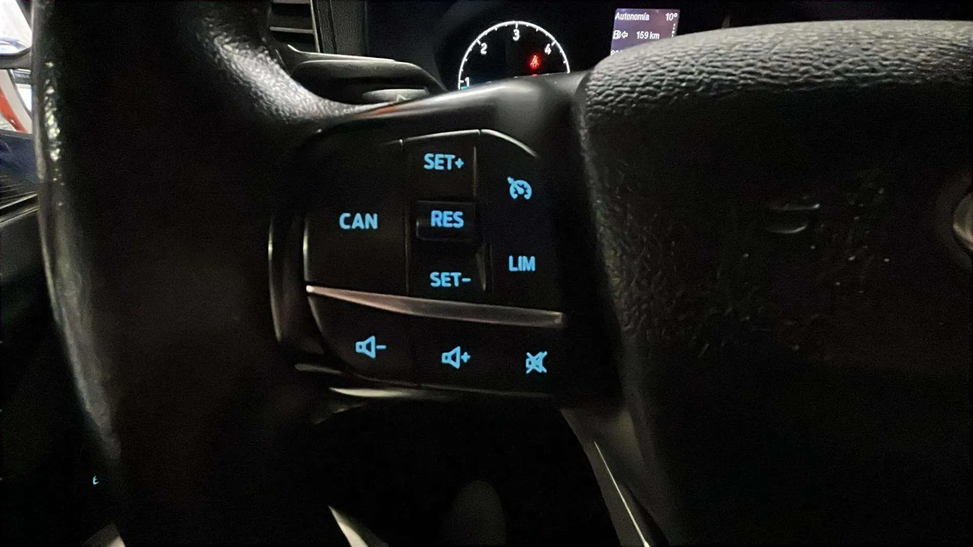 Ford Transit Custom - foto 12