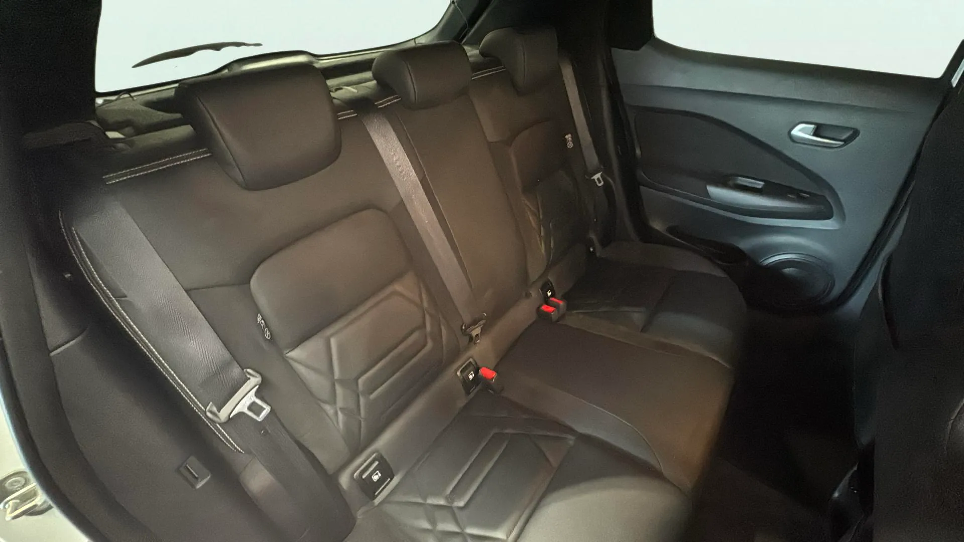 Nissan Juke DIG-T DCT N-Design Chic - foto 12