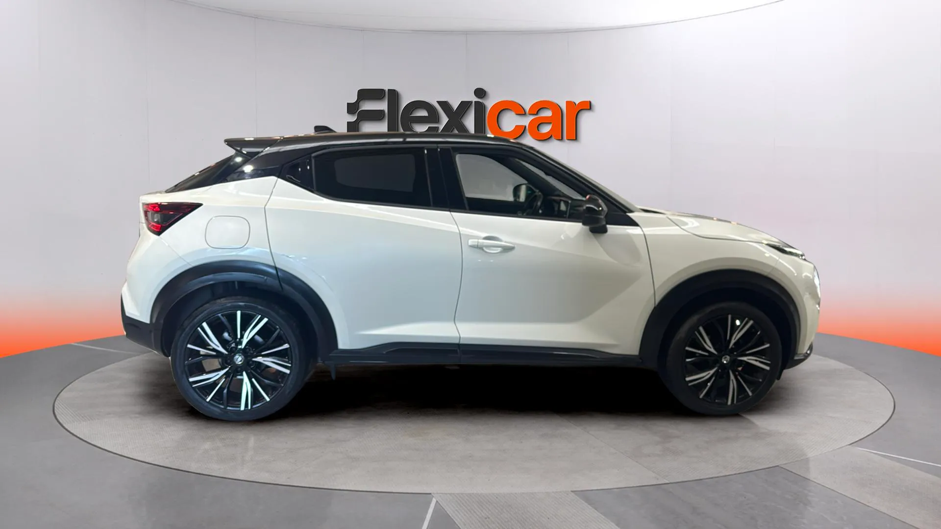 Nissan Juke DIG-T DCT N-Design Chic - foto 8