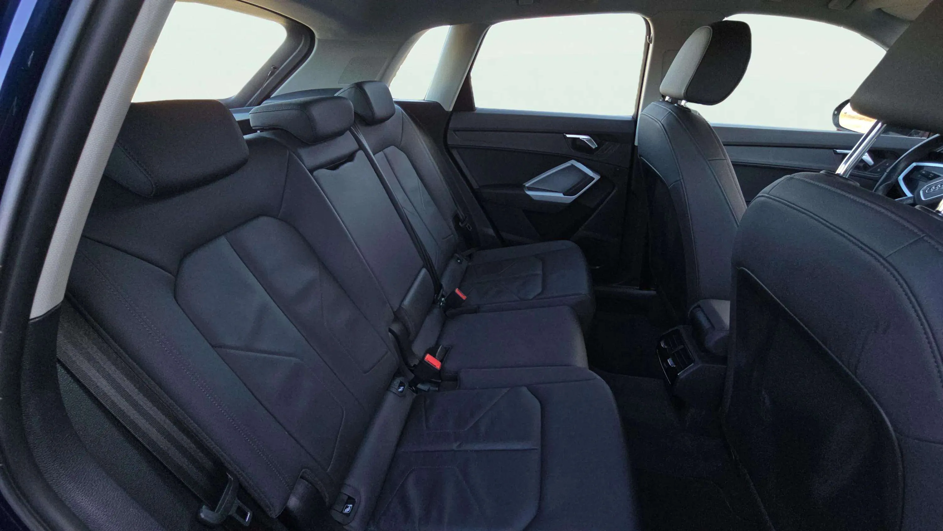 Audi Q3 40 TDI S tronic quattro S-Line - foto 11