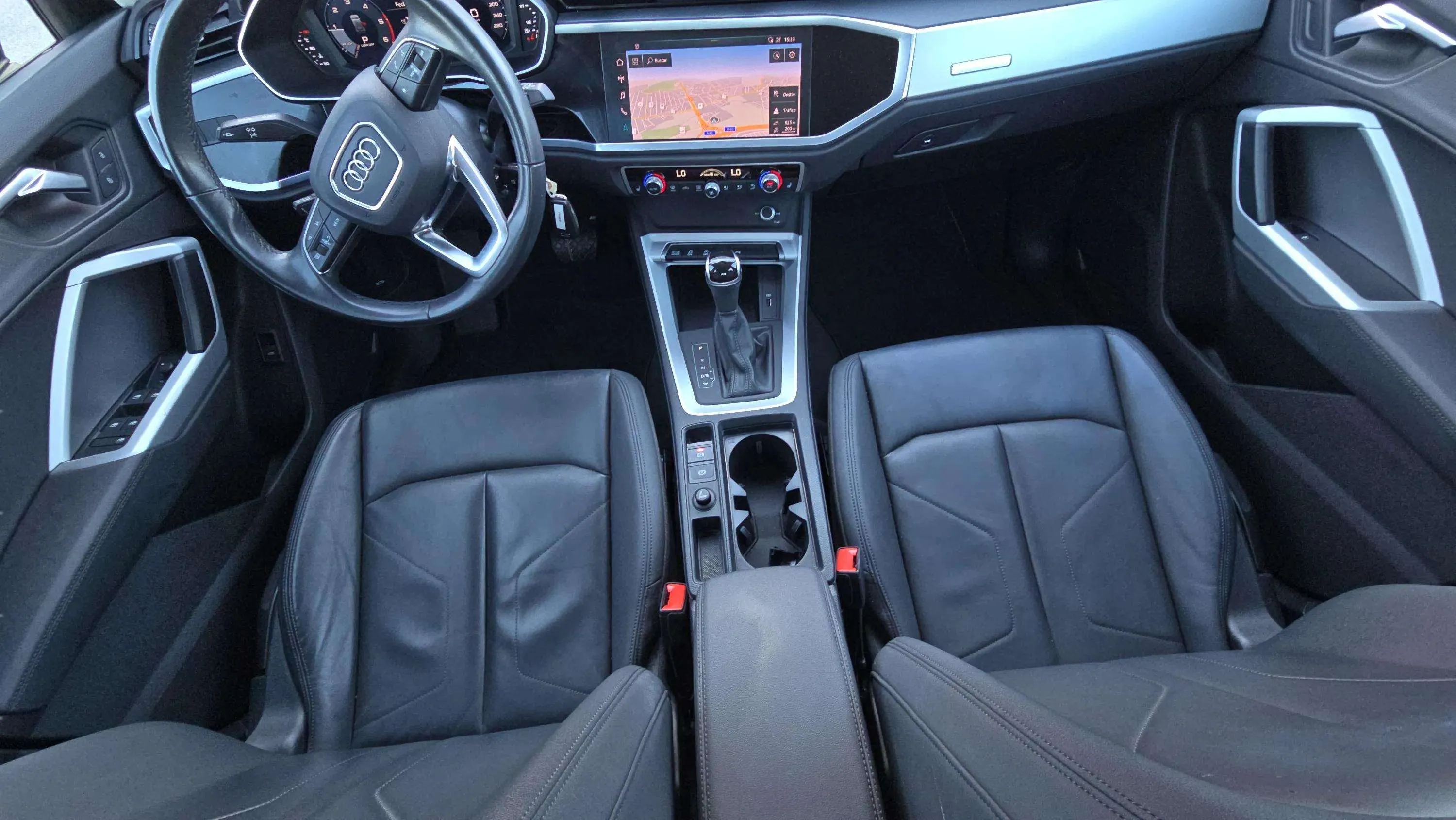 Audi Q3 40 TDI S tronic quattro S-Line - foto 27