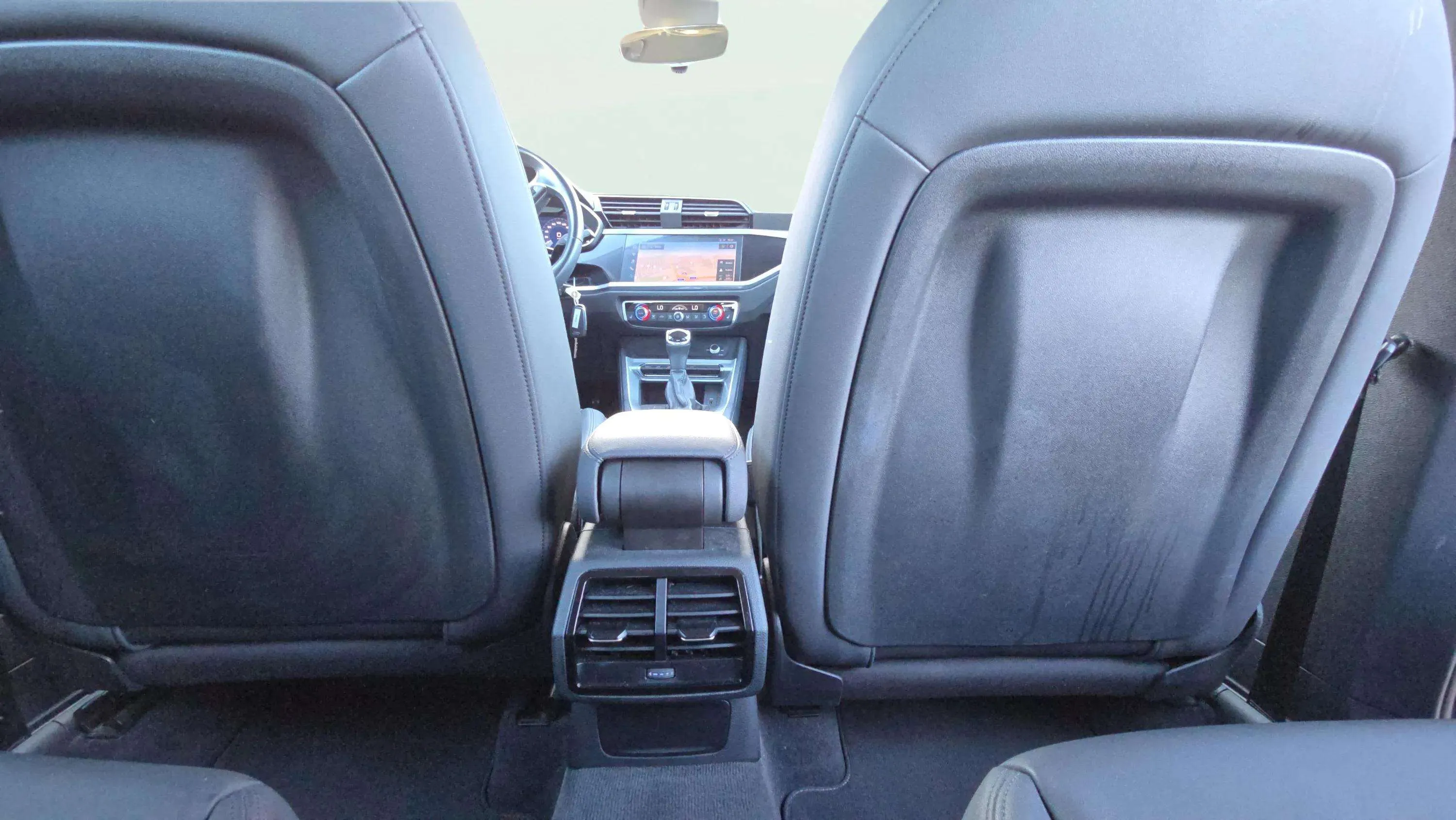 Audi Q3 40 TDI S tronic quattro S-Line - foto 17