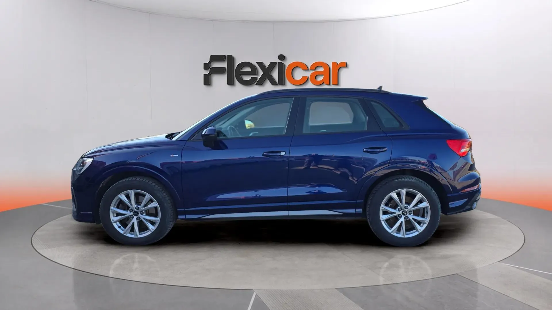 Audi Q3 40 TDI S tronic quattro S-Line - foto 2