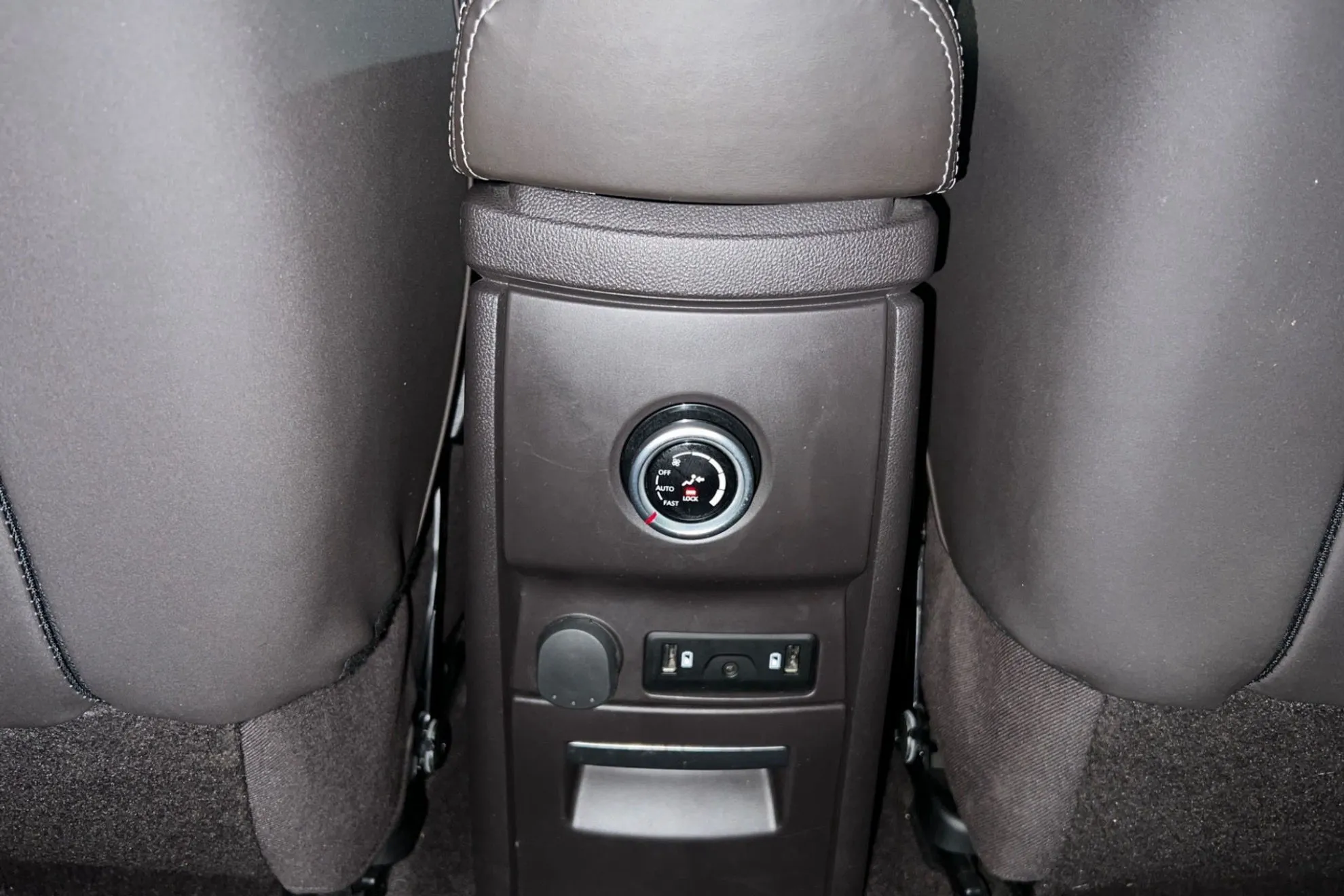 Renault Espace Initiale P. Energy dCi 160 Twin Tur. EDC - foto 11