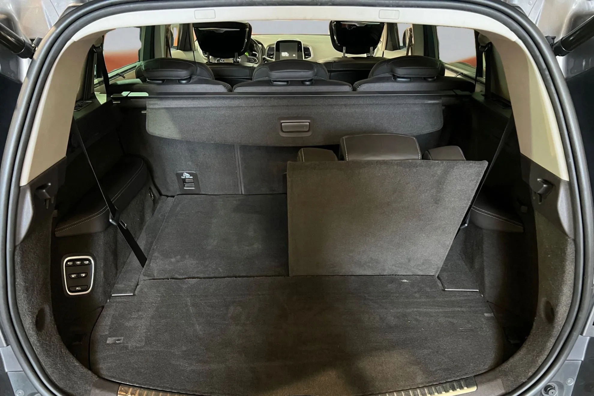 Renault Espace Initiale P. Energy dCi 160 Twin Tur. EDC - foto 16