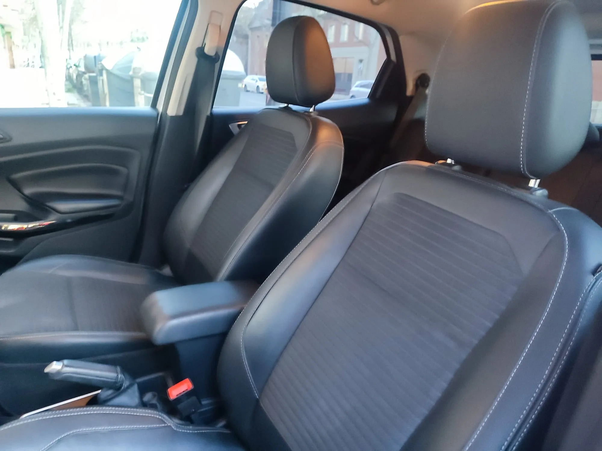 Ford EcoSport 1.0L EcoBoost Titanium Aut - foto 7