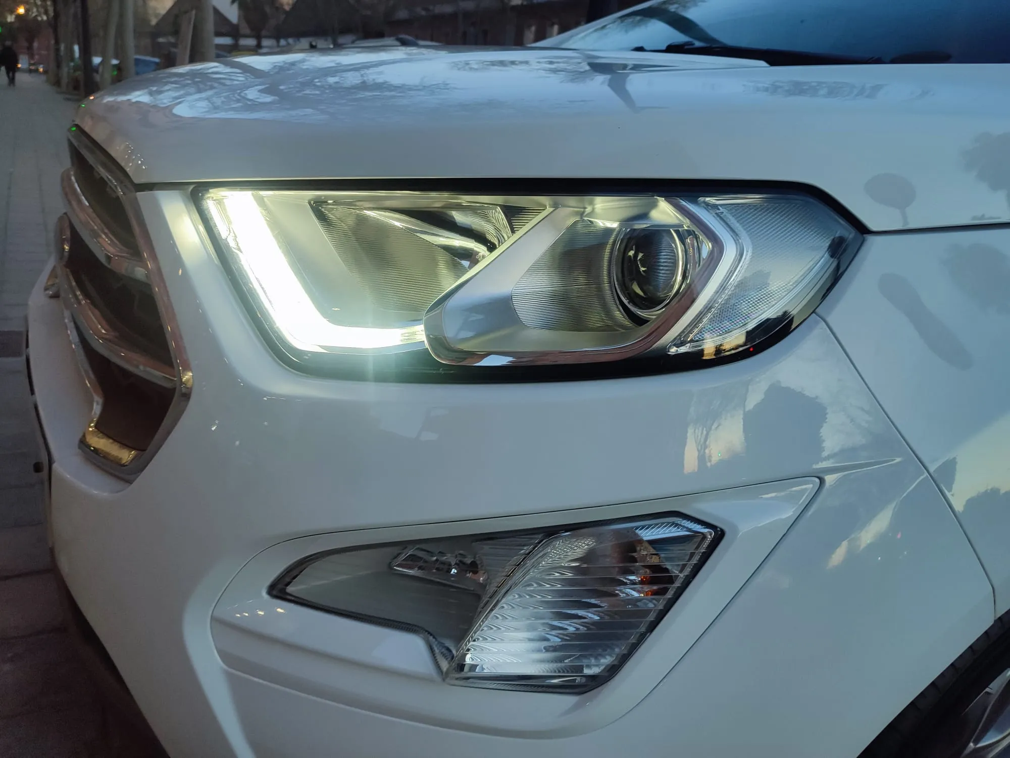 Ford EcoSport 1.0L EcoBoost Titanium Aut - foto 24