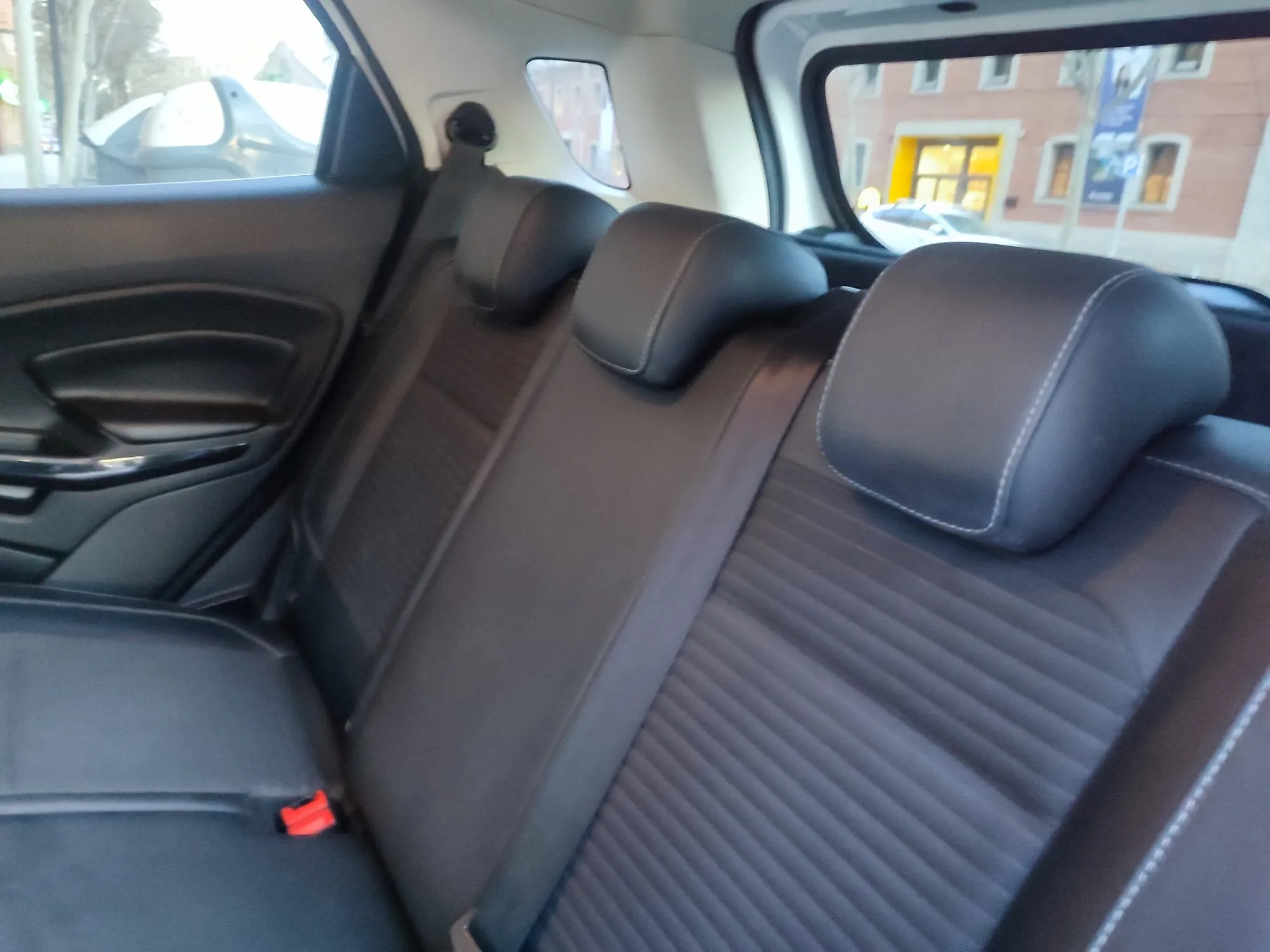 Ford EcoSport 1.0L EcoBoost Titanium Aut - foto 8