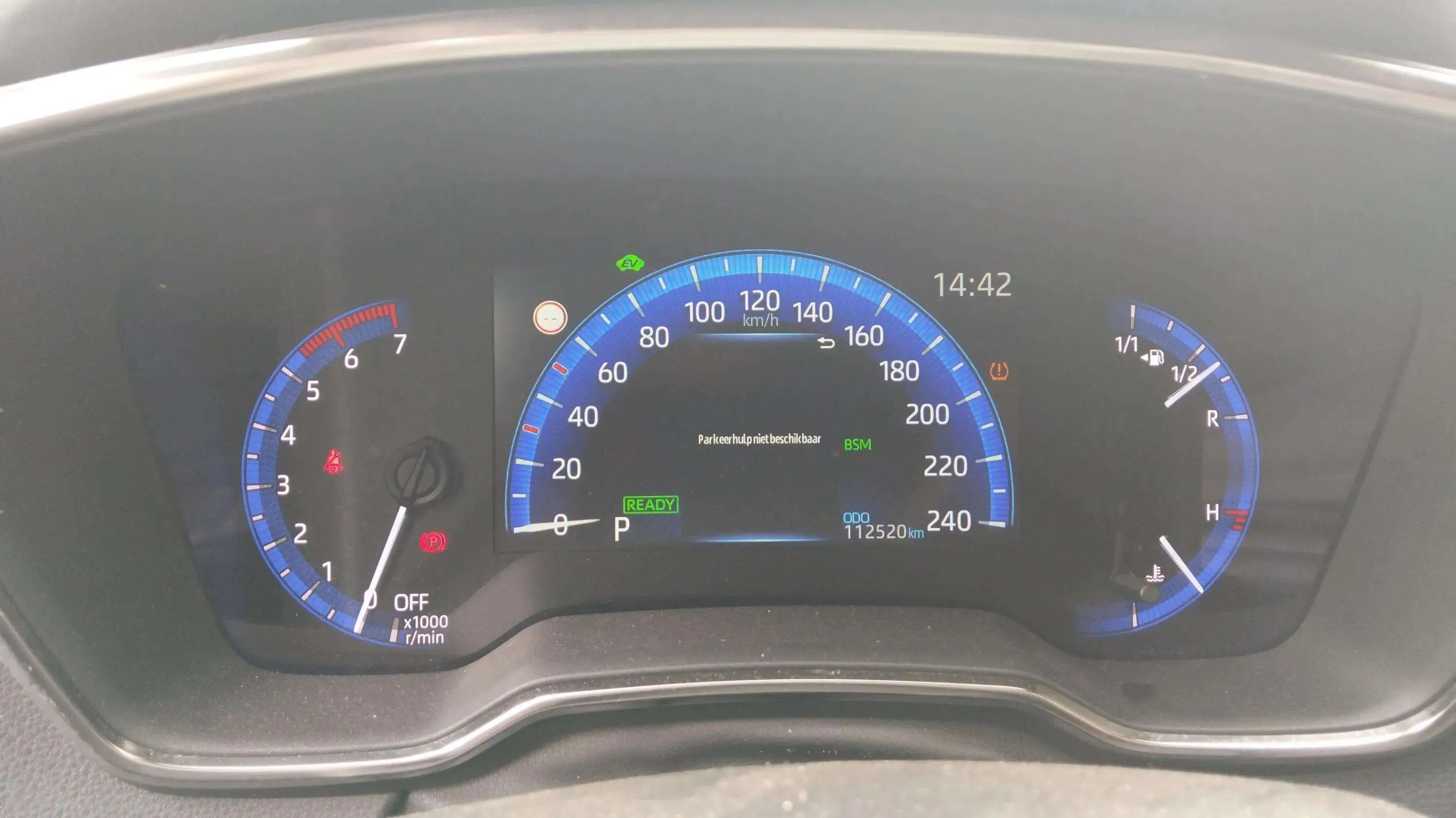 Toyota Corolla 1.8 125H Style E-CVT - foto 17