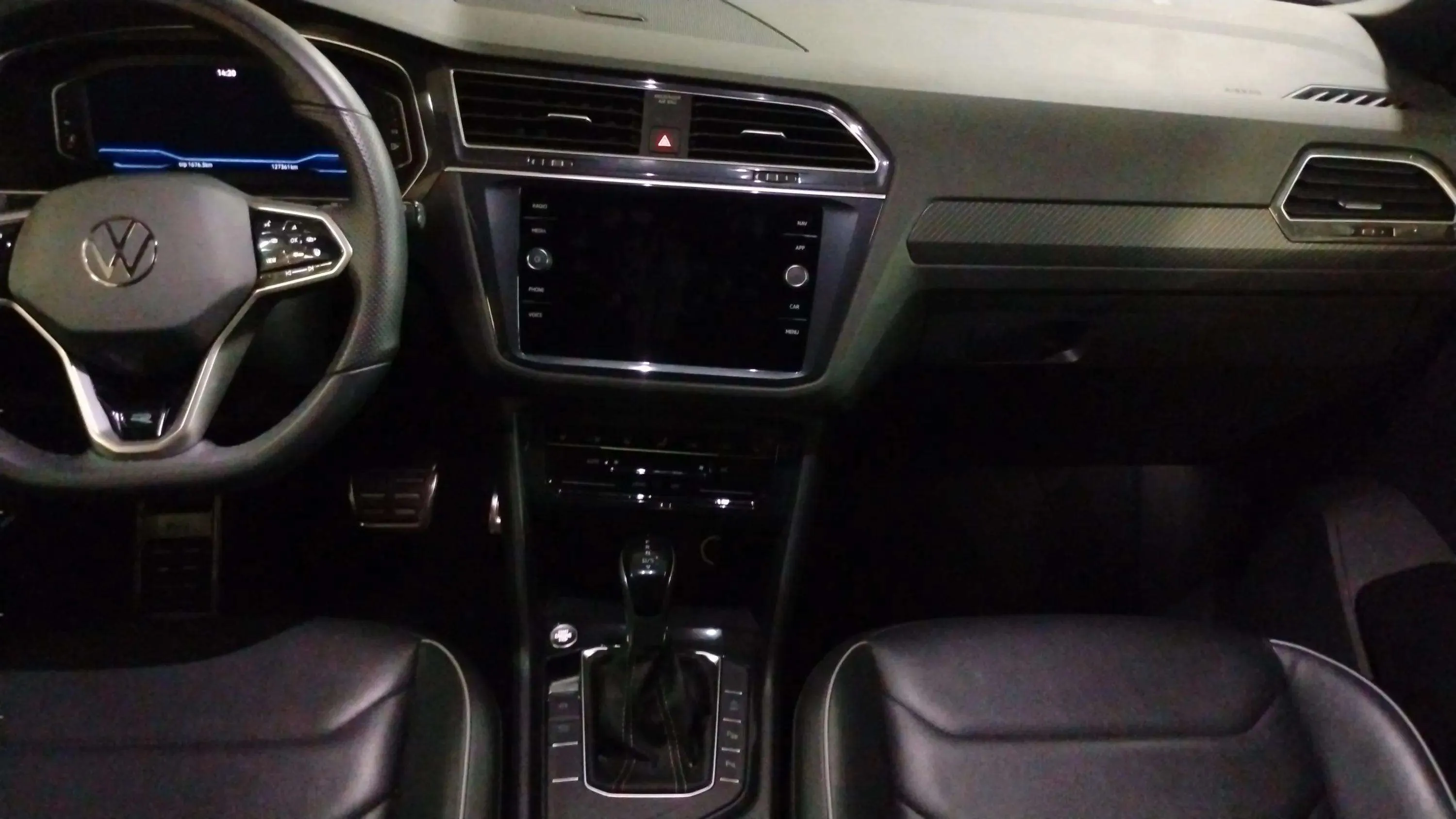 Volkswagen Tiguan R-Line 1.5 TSI DSG - foto 18